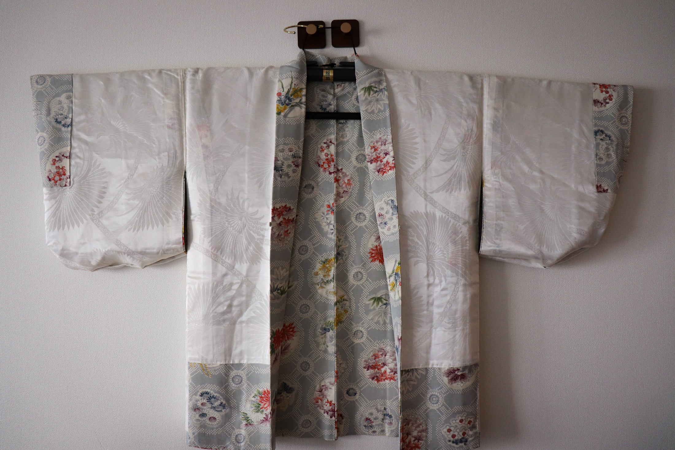 Kimono Cover Up: Silver Flower Paradise