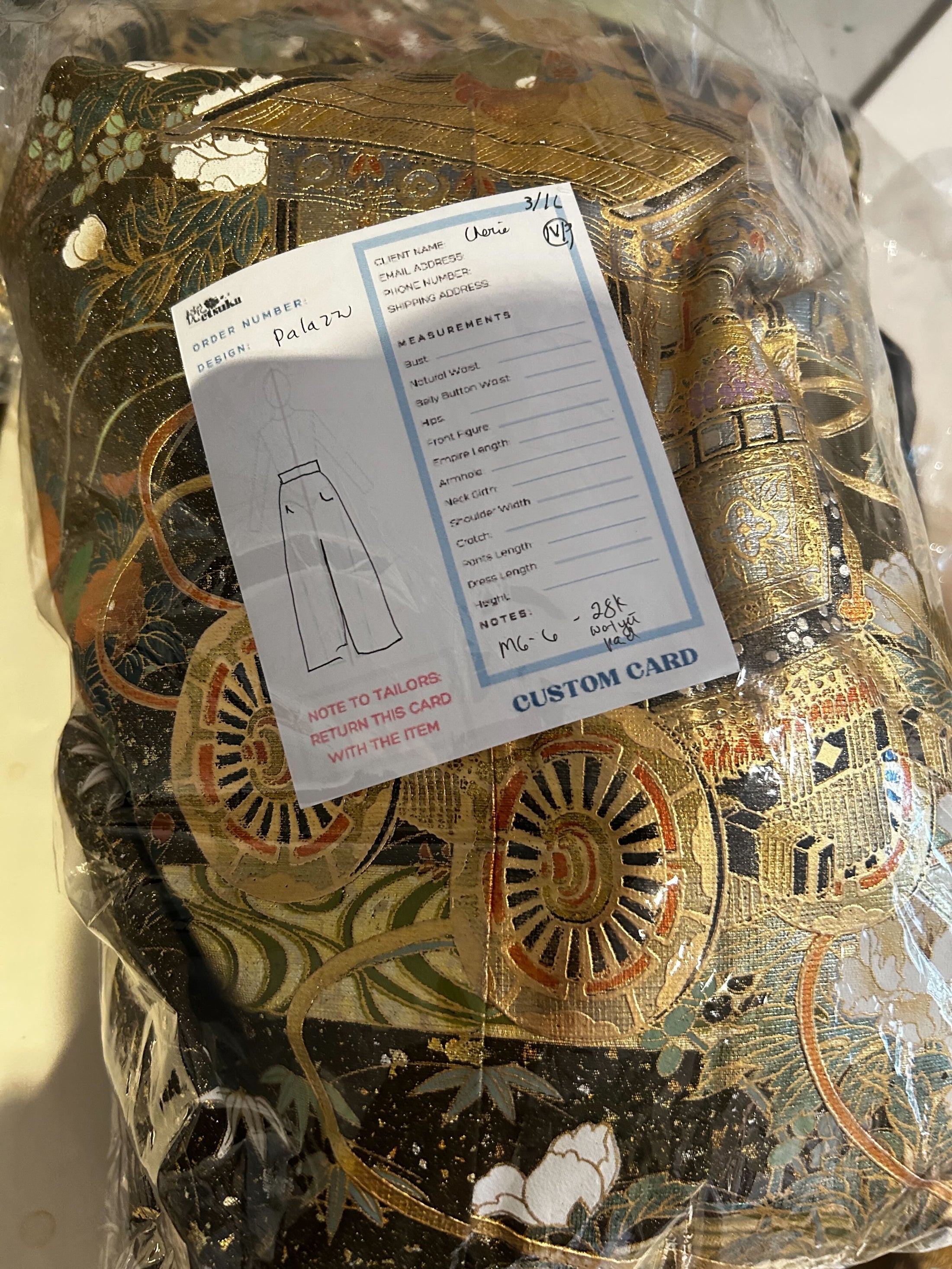 Ma17 Fabric: M6-6 | Free Shipping