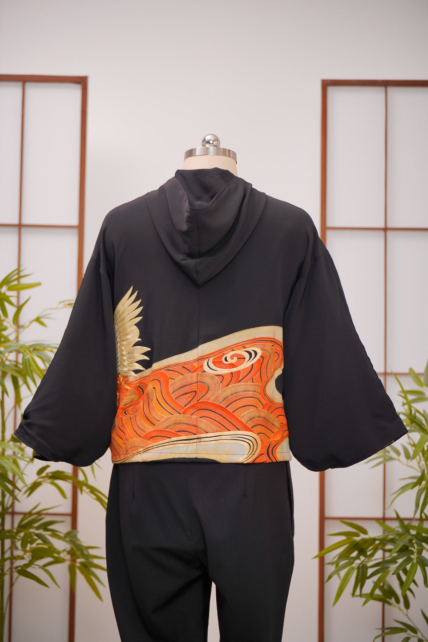 WC 32 campaign: Black Hoodie With Zipper | HWZ7825