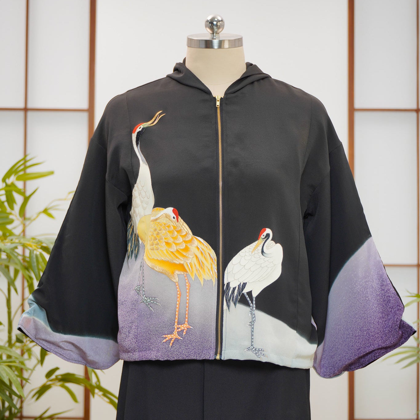 WC 32 campaign: Black Hoodie With Zipper | HWZ7906Y