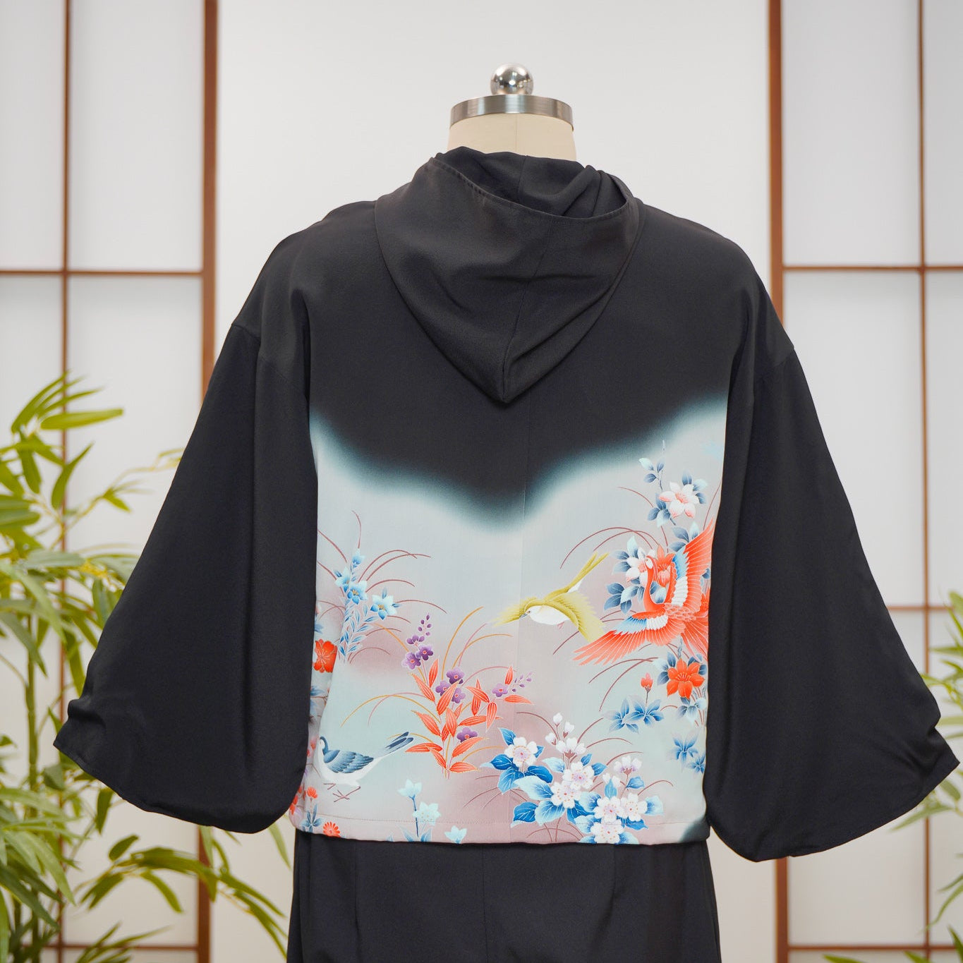 First Time Promo On-hand: Black Hoodie With Zipper | HWZ7891Y