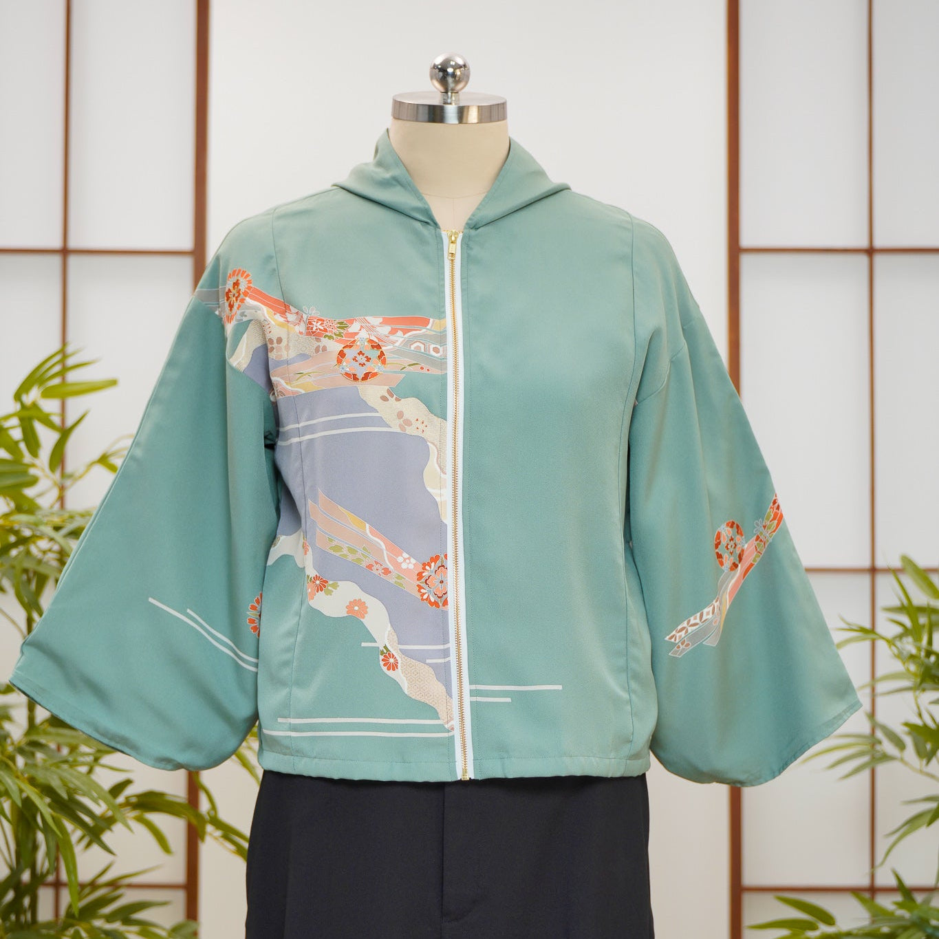 WC32 campaign: Green Hoodie With Zipper | HWZ7960Y