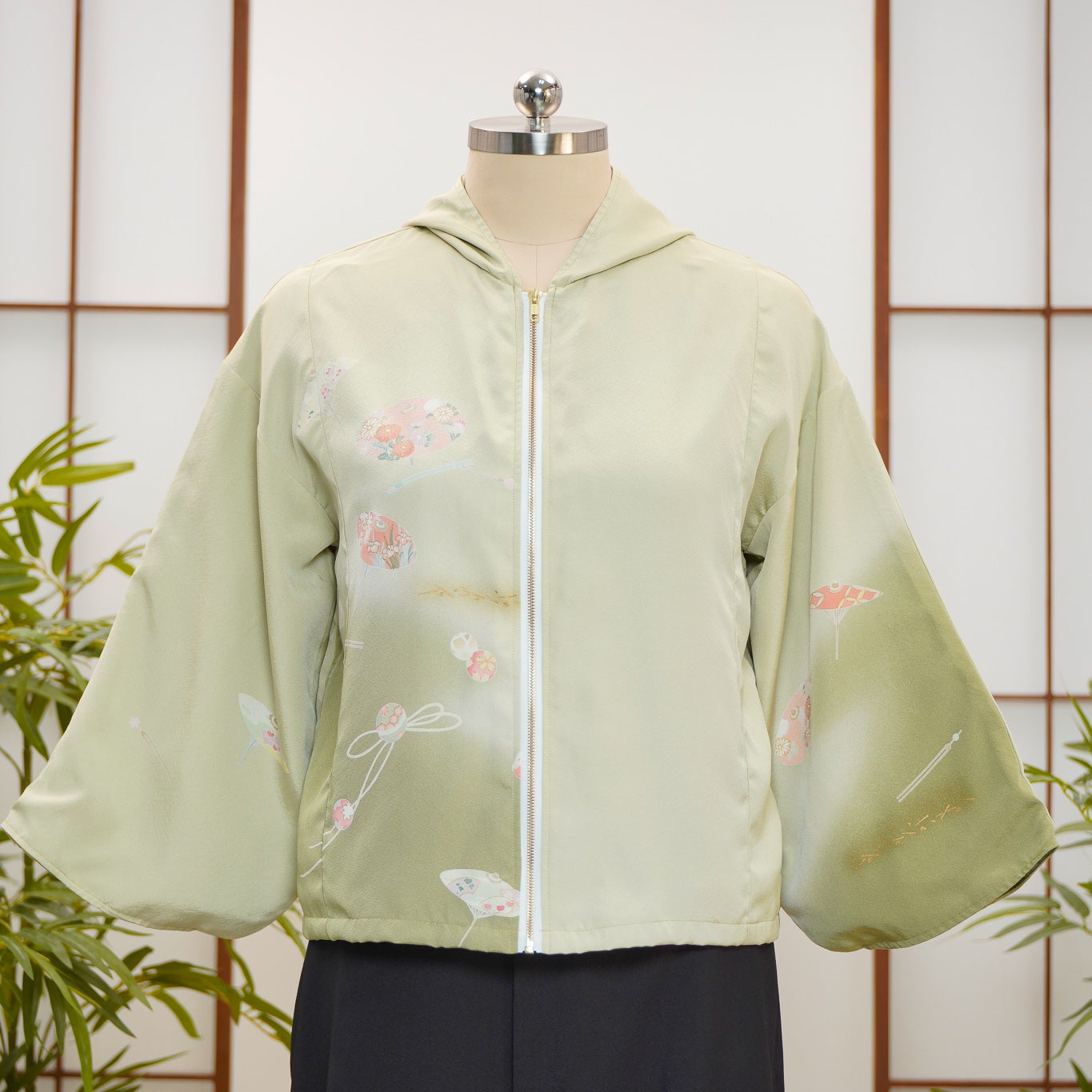 WC 32 campaign: Green Hoodie With Zipper | HWZ7946Y