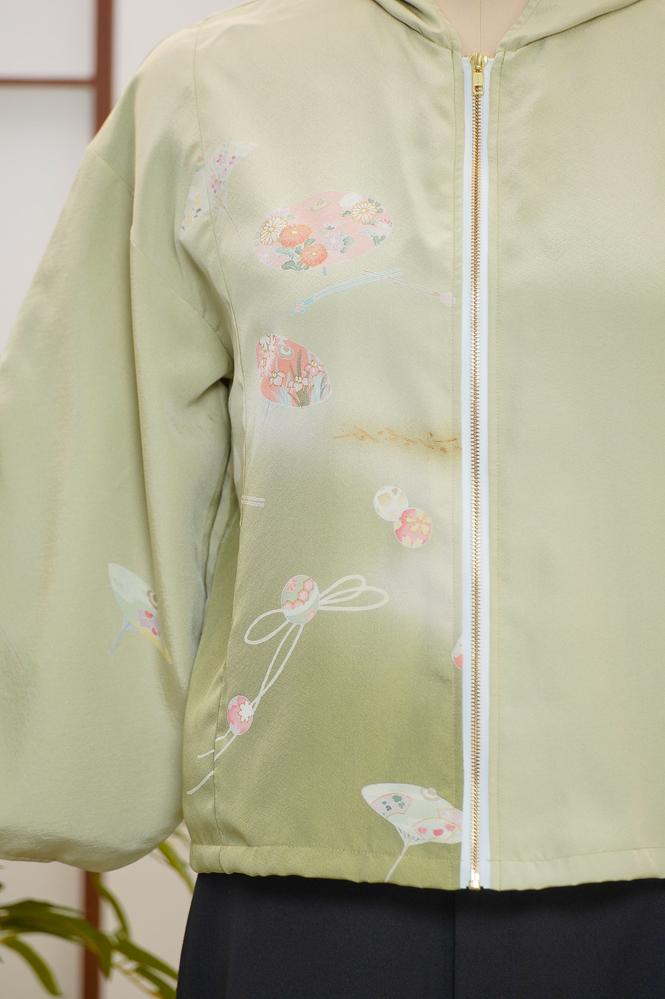 WC 32 campaign: Green Hoodie With Zipper | HWZ7946Y