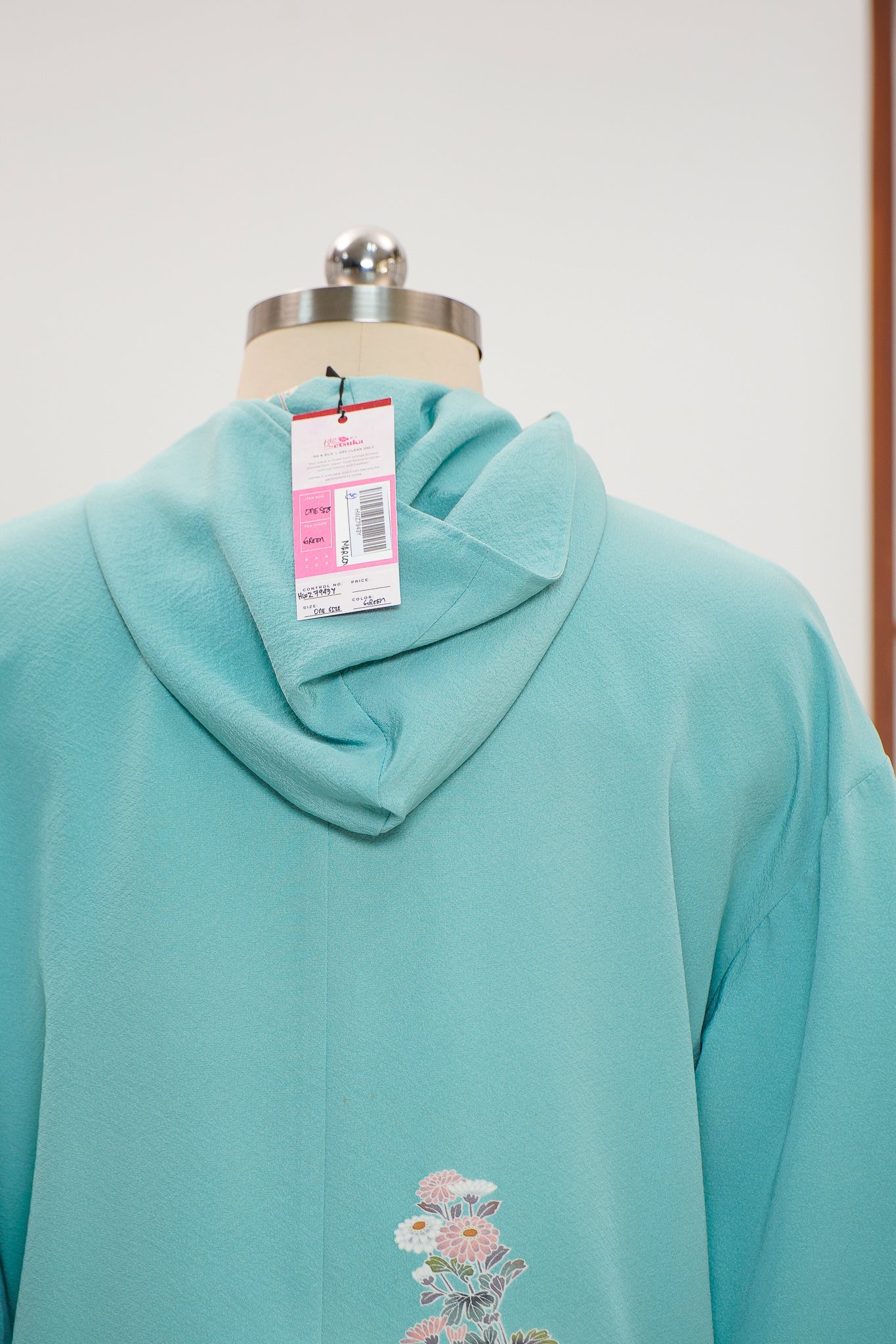 WC 32 campaign PREMIUM Teal color: Green Hoodie With Zipper | HWZ7943Y