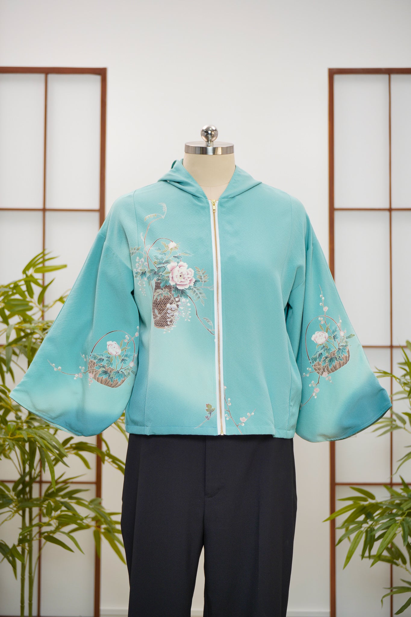 WC 32 campaign PREMIUM Teal color: Green Hoodie With Zipper | HWZ7943Y