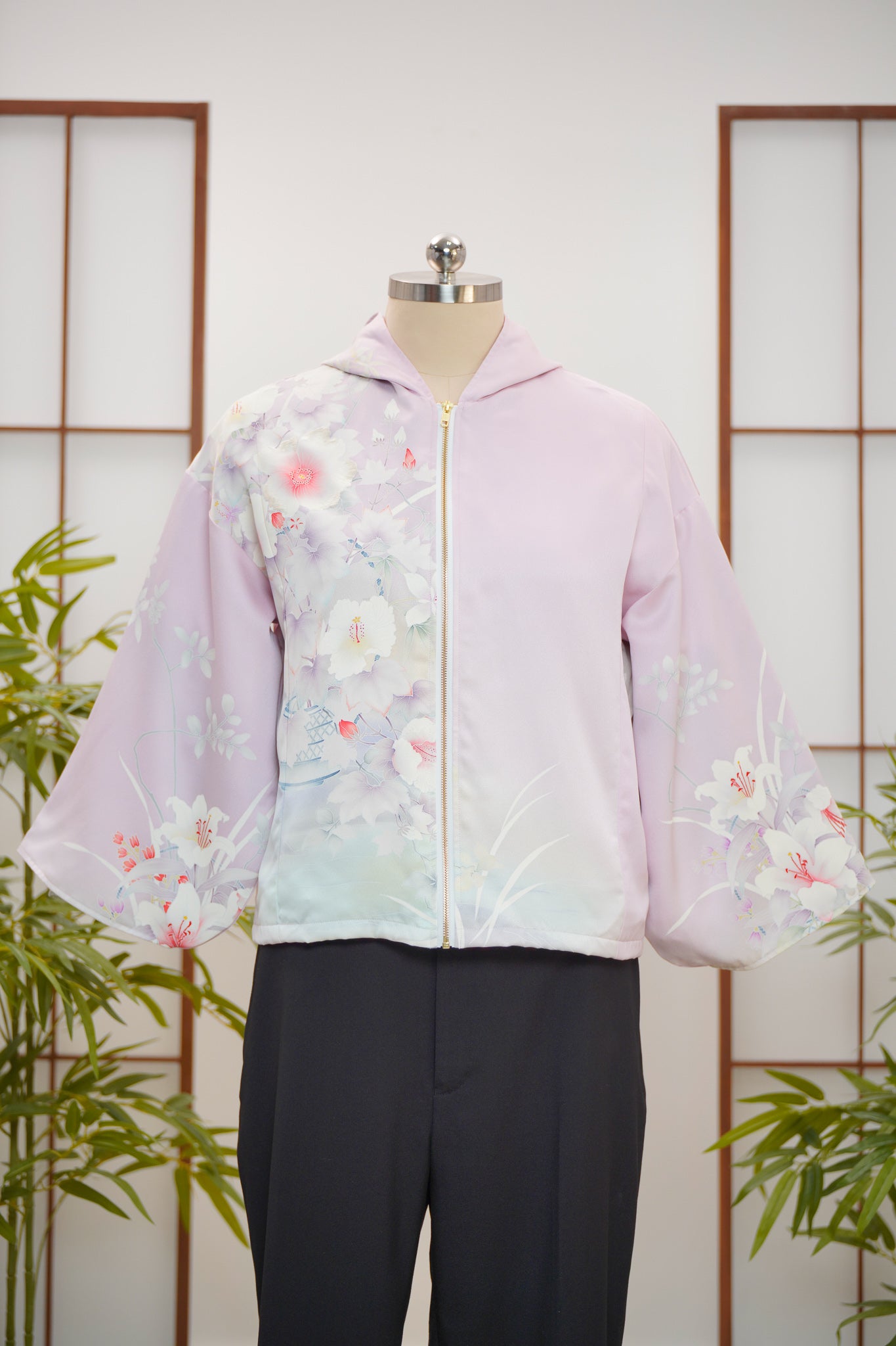 WC32 campaign: Lavender Hoodie With Zipper | HWZ7950Y