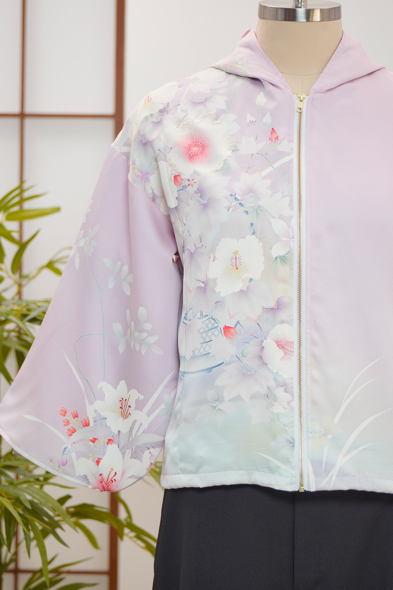 WC32 campaign: Lavender Hoodie With Zipper | HWZ7950Y