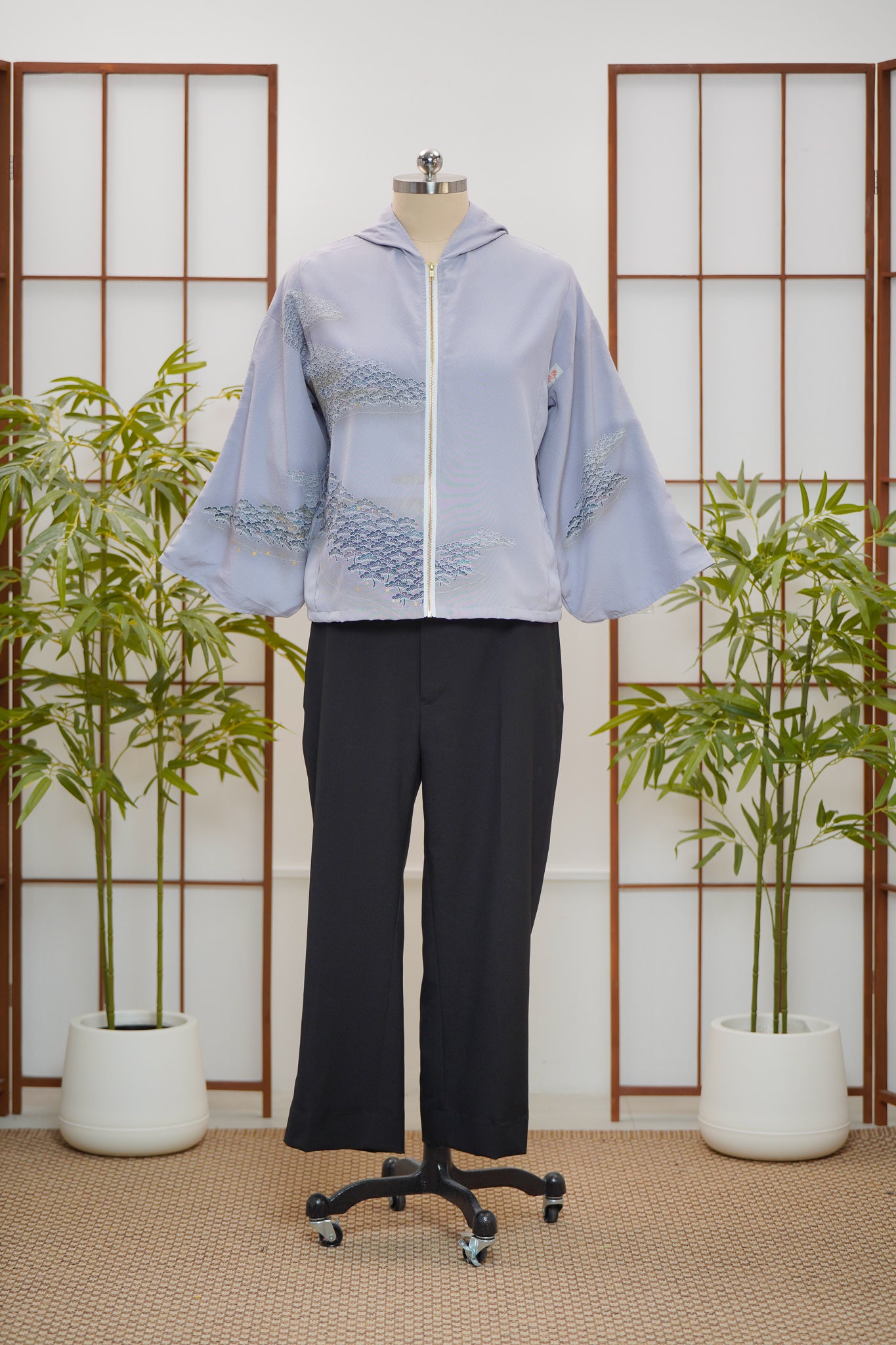 WC 32 campaign: Lavender Hoodie With Zipper | HWZ7944Y