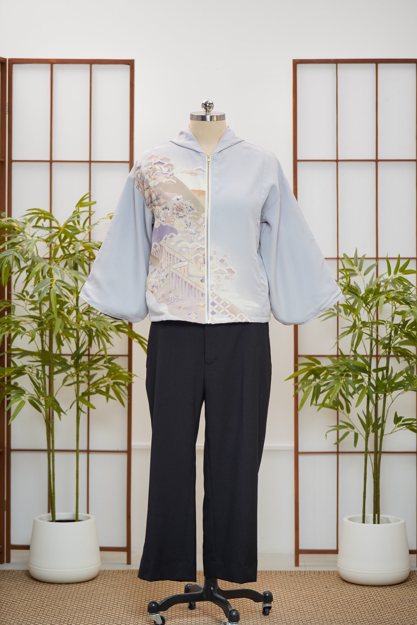 WC 32 campaign: Lavender Hoodie With Zipper | HWZ7947Y