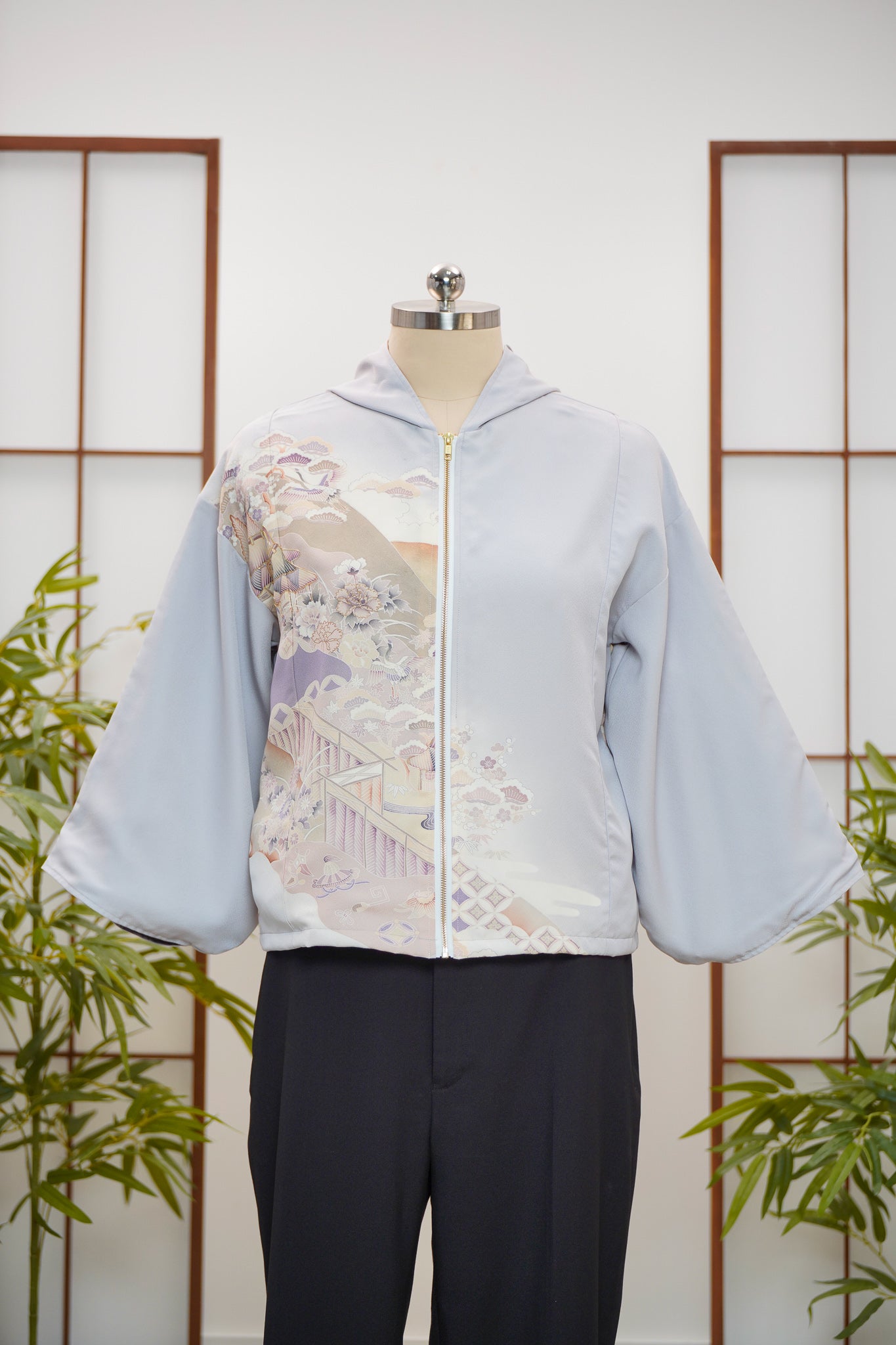 WC 32 campaign: Lavender Hoodie With Zipper | HWZ7947Y