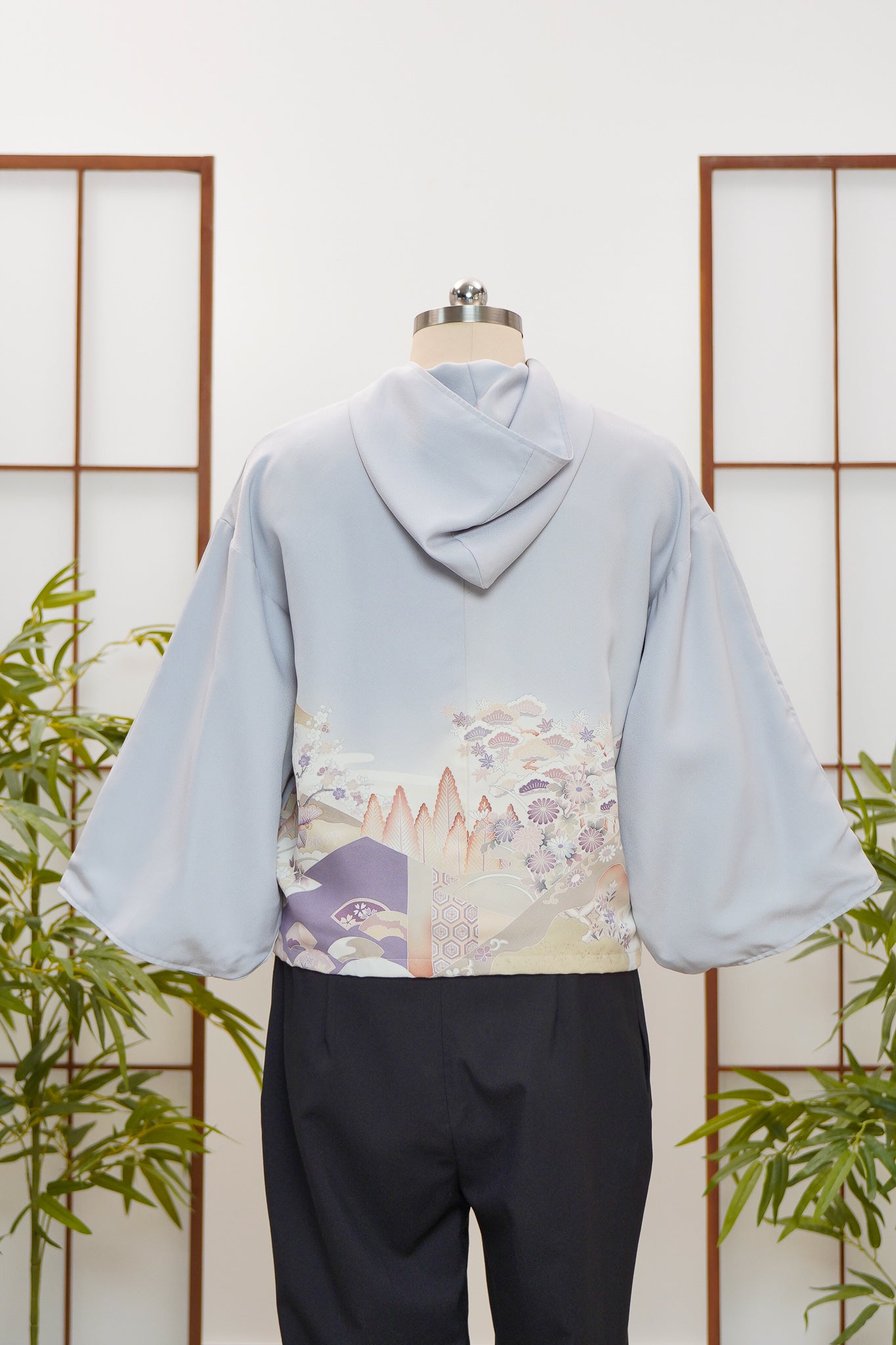 WC 32 campaign: Lavender Hoodie With Zipper | HWZ7947Y