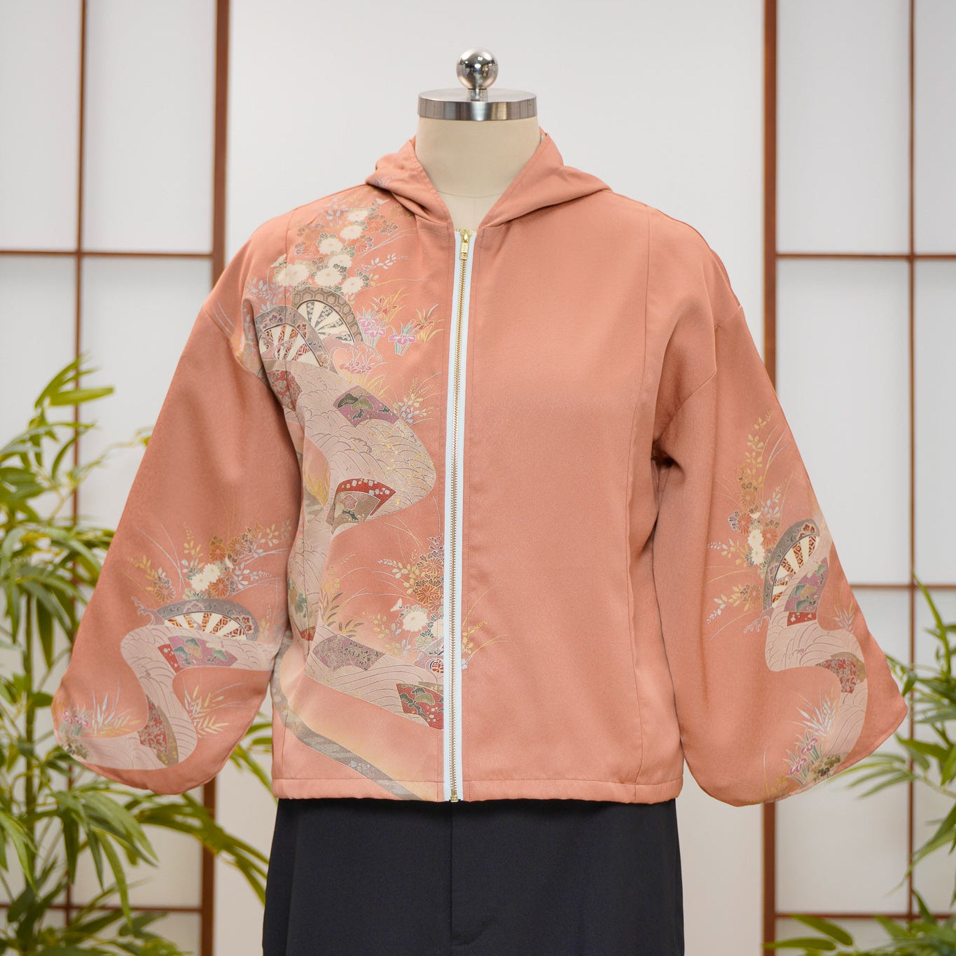 WC32 campaign: Peach Hoodie With Zipper | HWZ8014Y