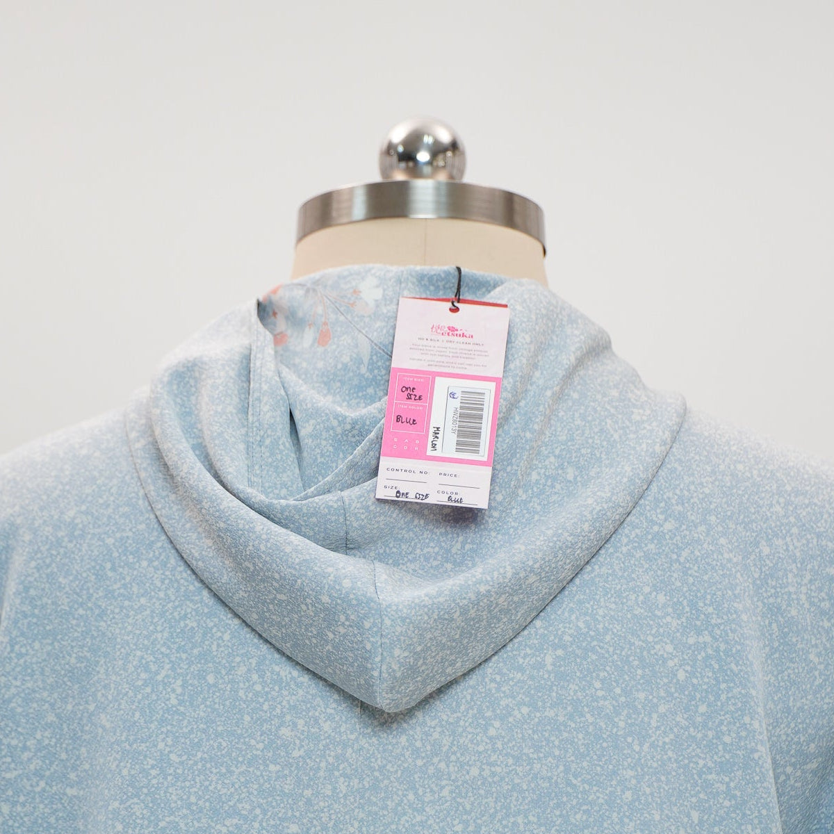 WC 32 campaign: Blue Hoodie With Zipper | HWZ8013Y