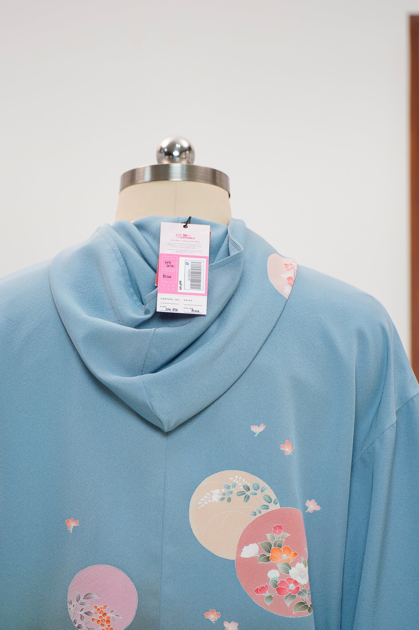 WC 32 campaign: Blue Hoodie With Zipper | HWZ8015Y
