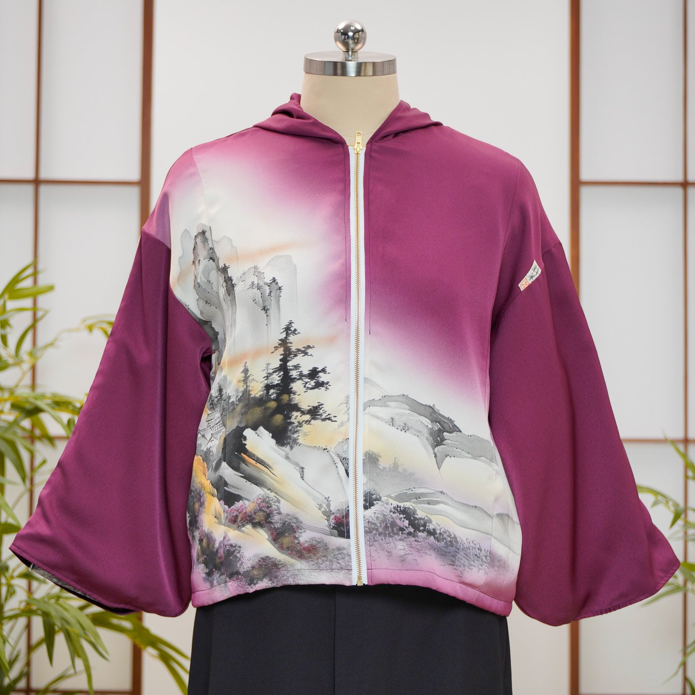 WC 32 campaign: Violet Hoodie With Zipper | HWZ7949Y