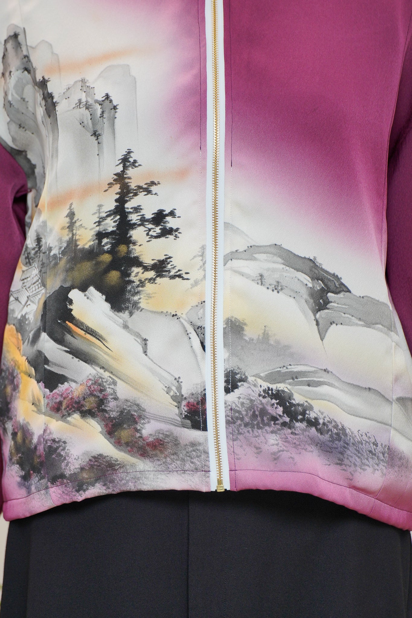 WC 32 campaign: Violet Hoodie With Zipper | HWZ7949Y