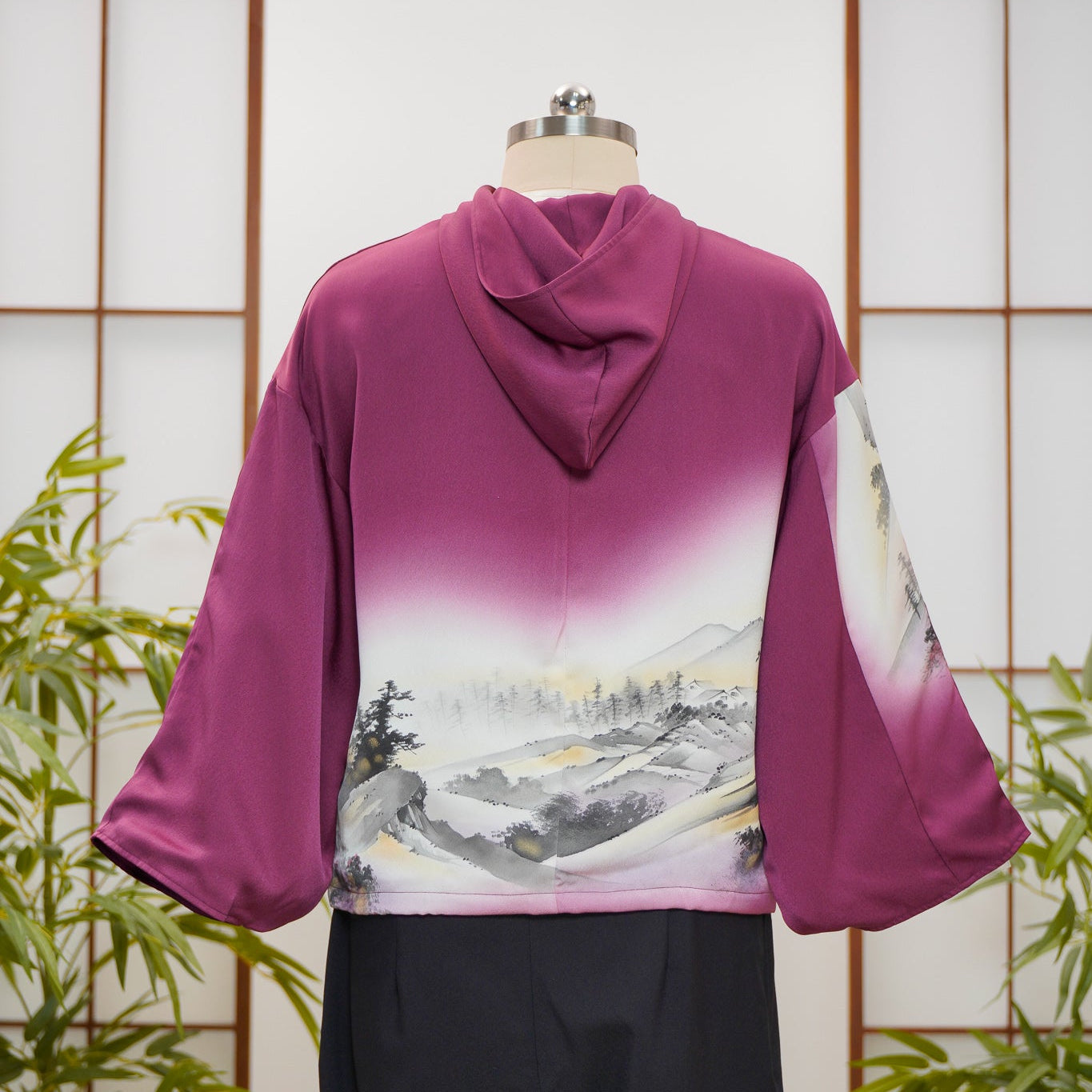 WC 32 campaign: Violet Hoodie With Zipper | HWZ7949Y