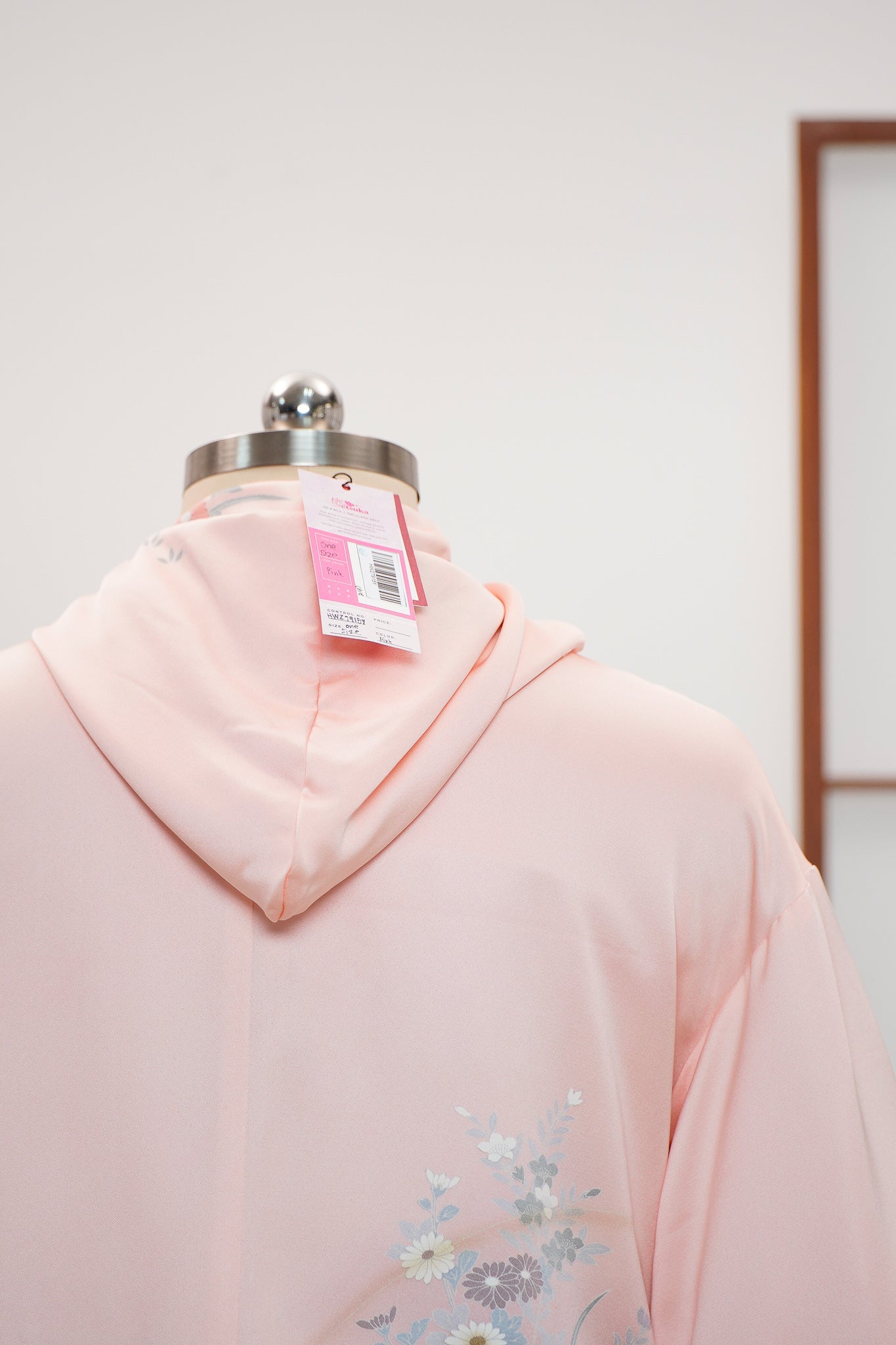 WC 32 campaign: Pink Hoodie With Zipper | HWZ7915Y