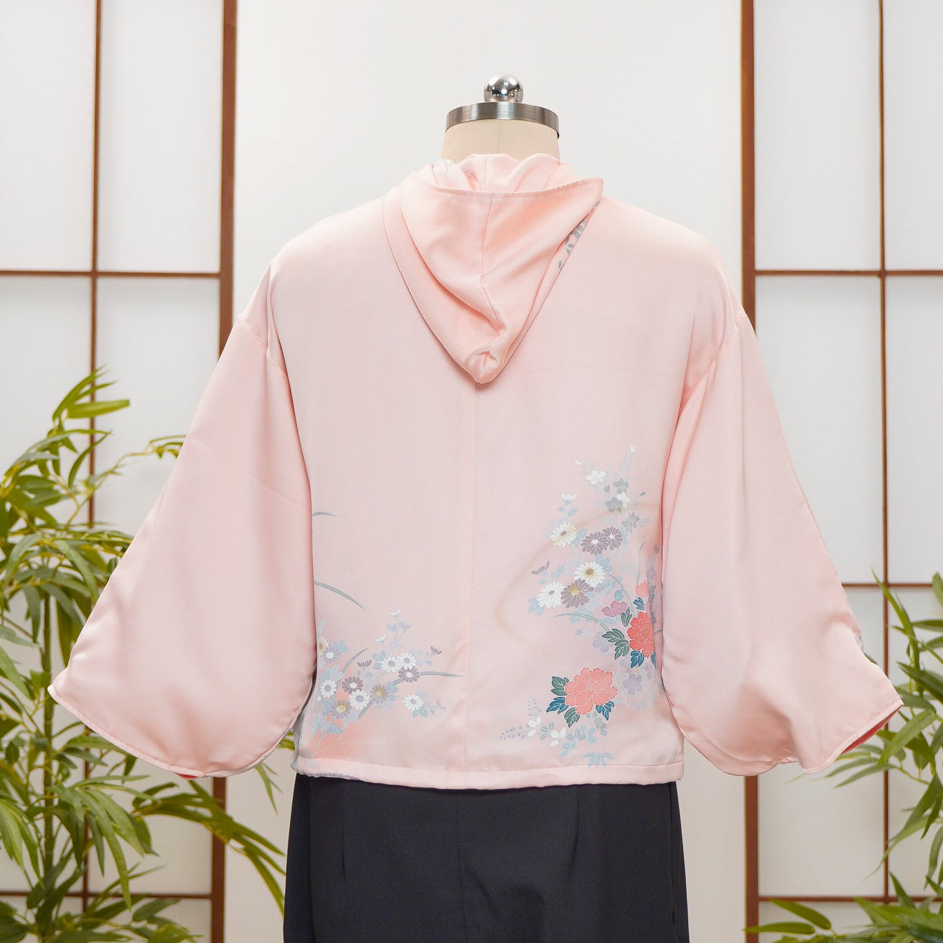 WC 32 campaign: Pink Hoodie With Zipper | HWZ7915Y