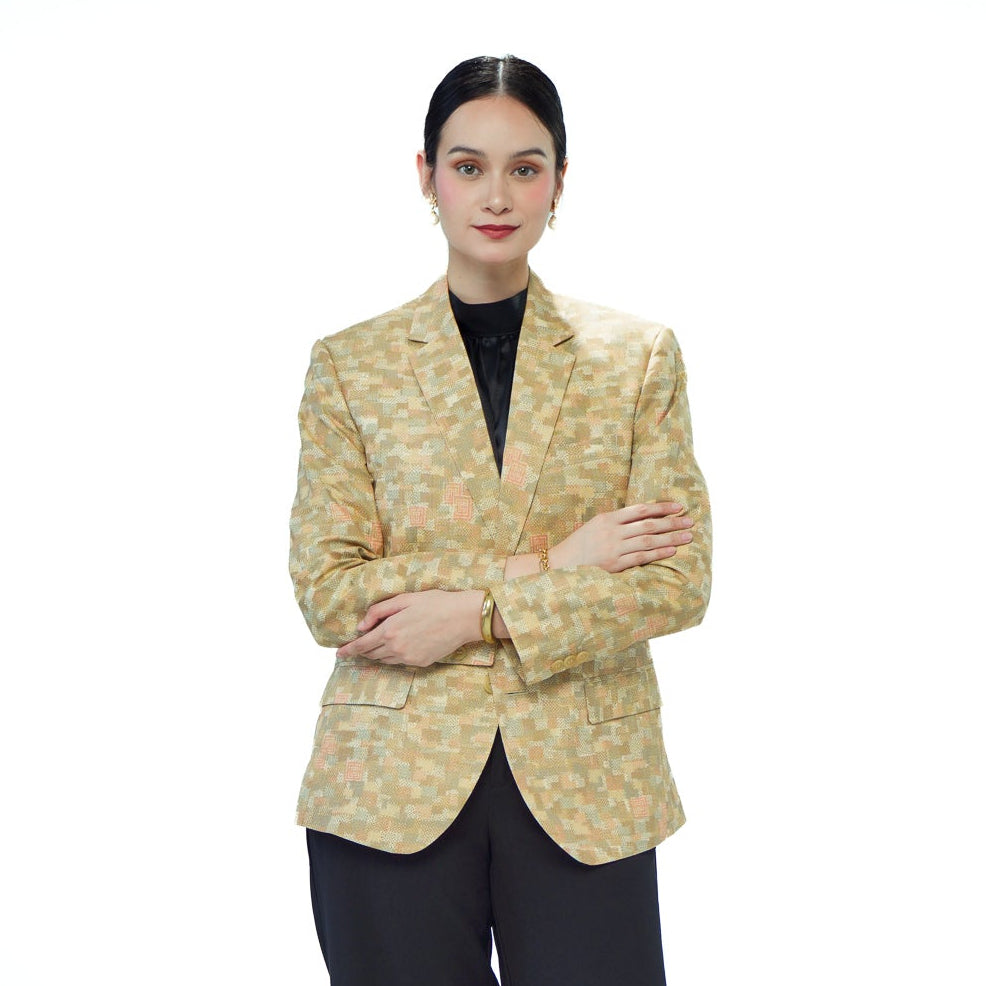 On-hand: Unique Beige Oshima Men's suit | Large