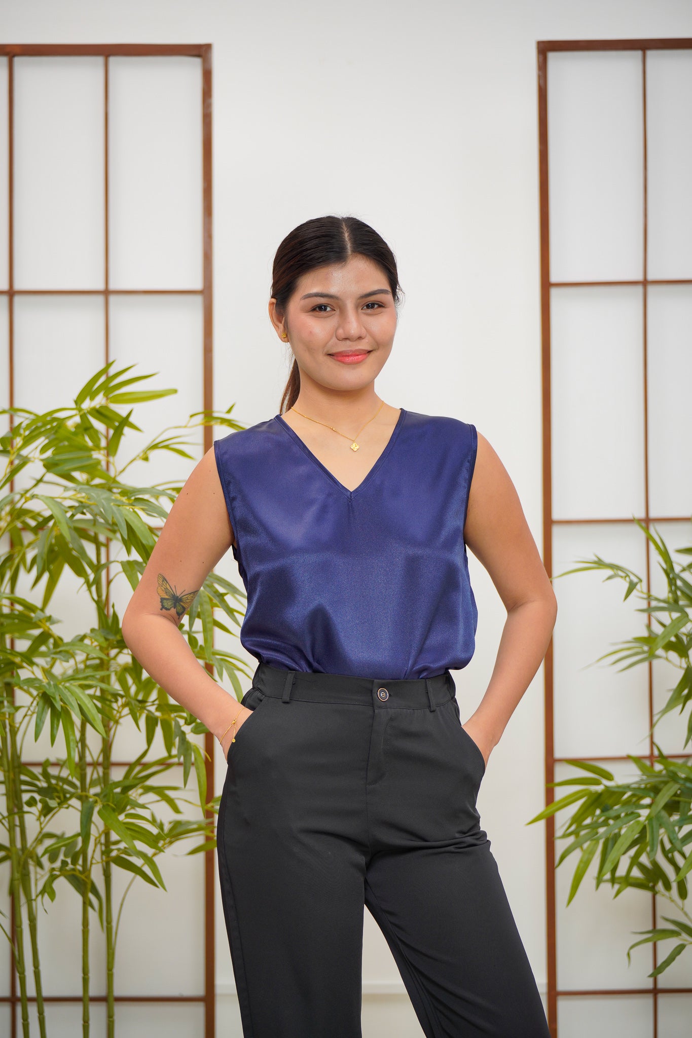 On-hand item: Navy Blue Silk Cotton V-neck top