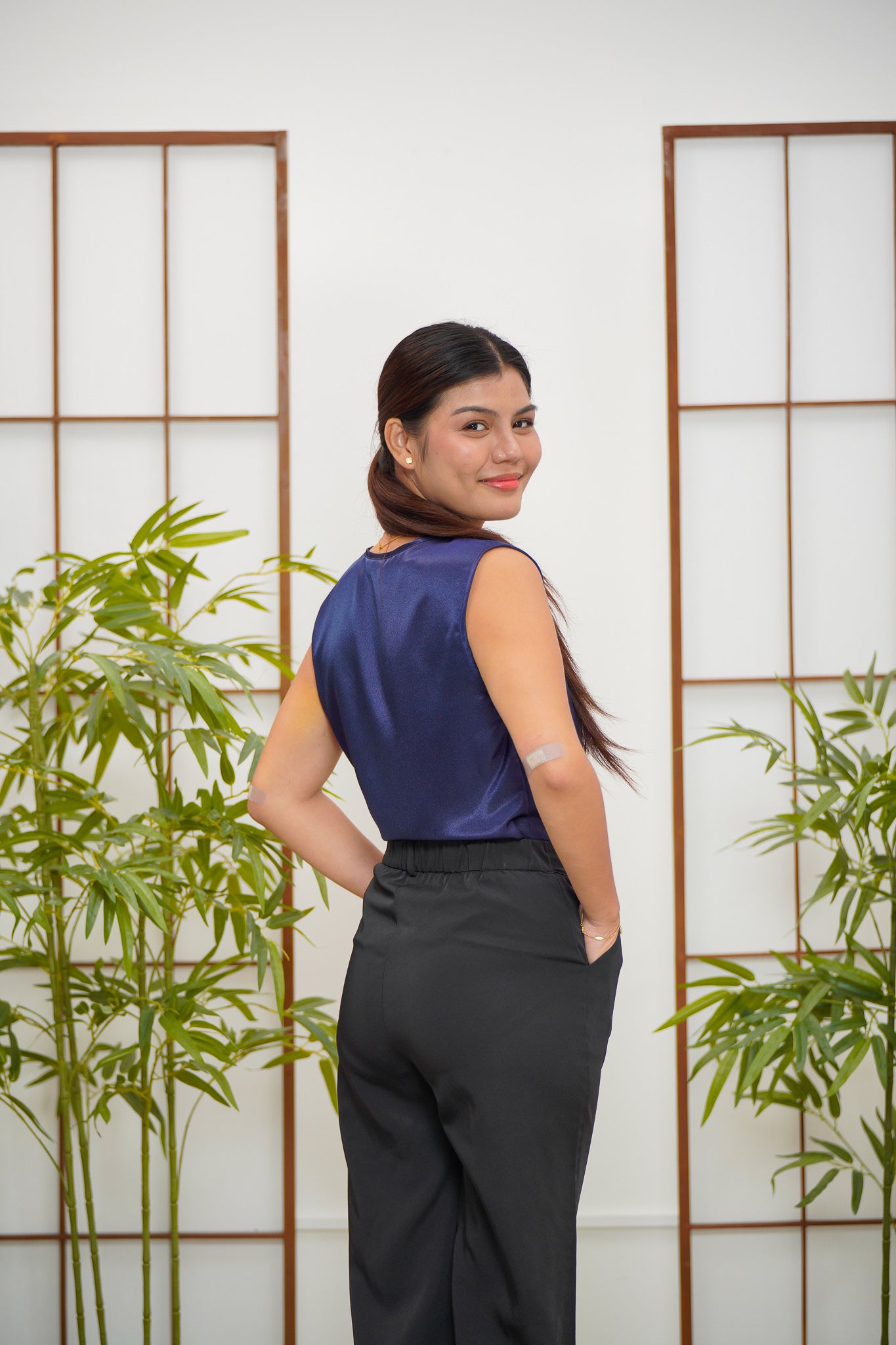 On-hand item: Navy Blue Silk Cotton V-neck top
