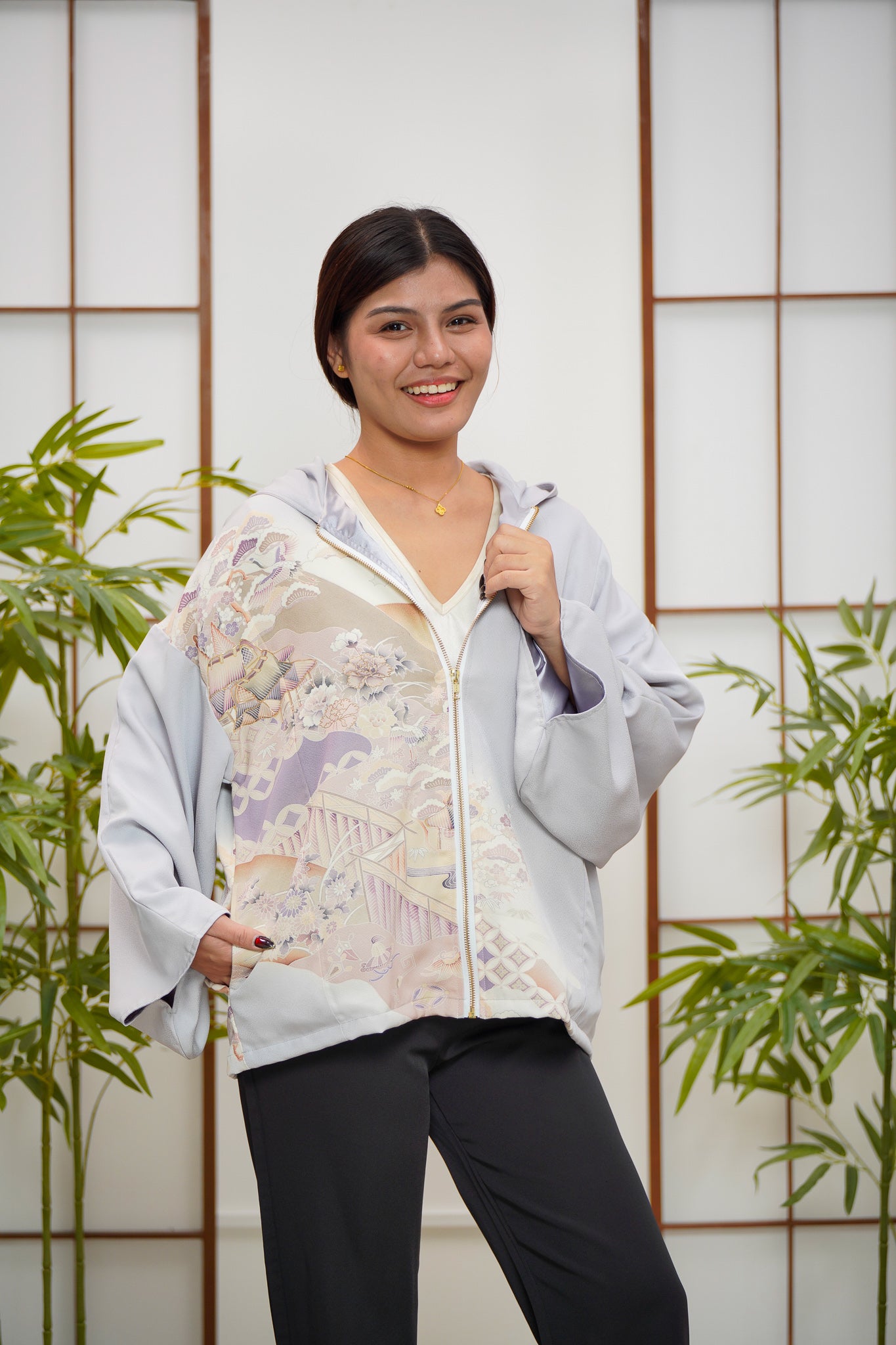 WC 32 campaign: Lavender Hoodie With Zipper | HWZ7947Y