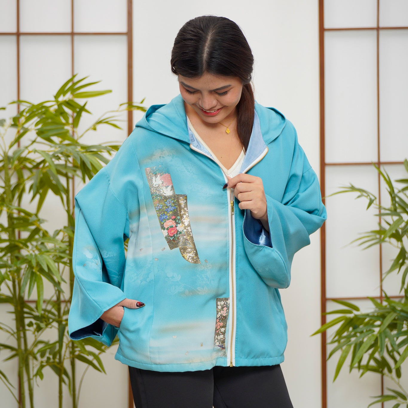 WC 32 PREMIUM Bonus RARE BLUEE: Blue Hoodie With Zipper | HWZ8020