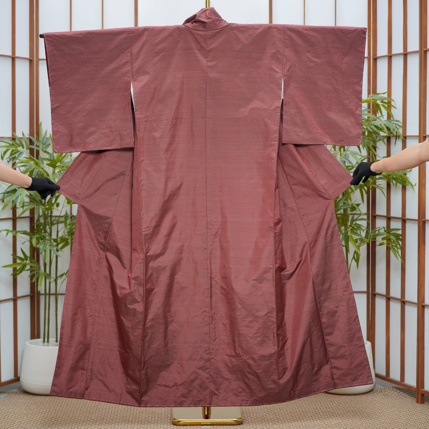 [Certificate] Premium Oshima Fabric: 0625_54 | Rich Roseate
