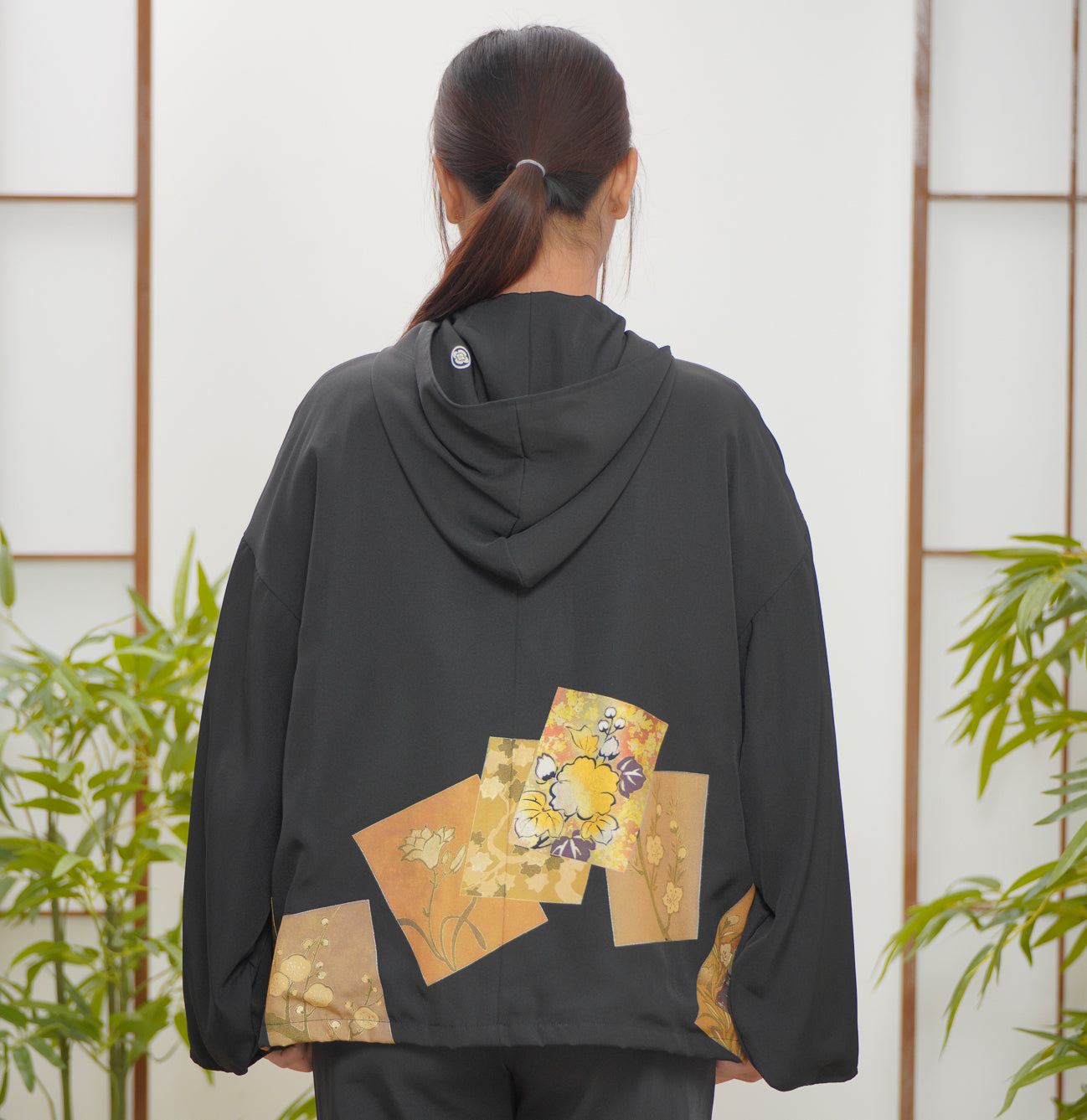 WC 32 campaign: Black Hoodie With Zipper | HWZ7610Y