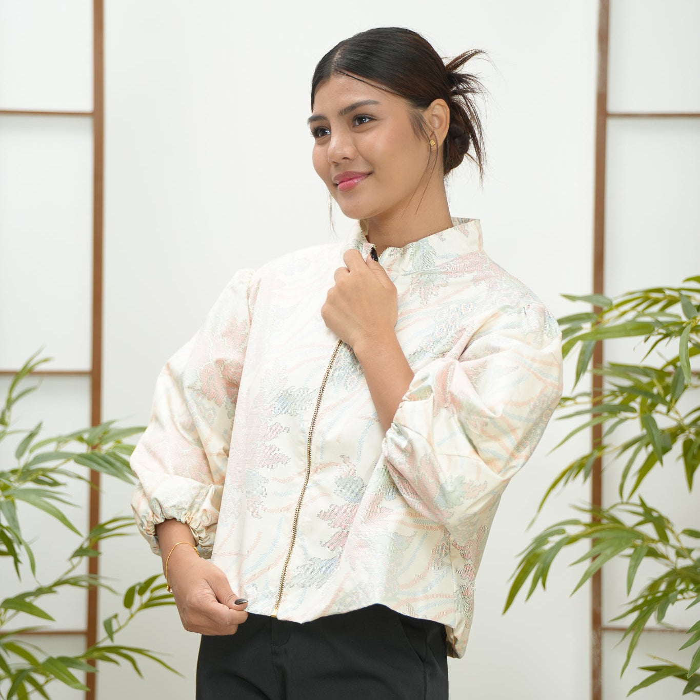 Premium On-hand item: Cream Puffer Jacket | PJ7582 | XLB
