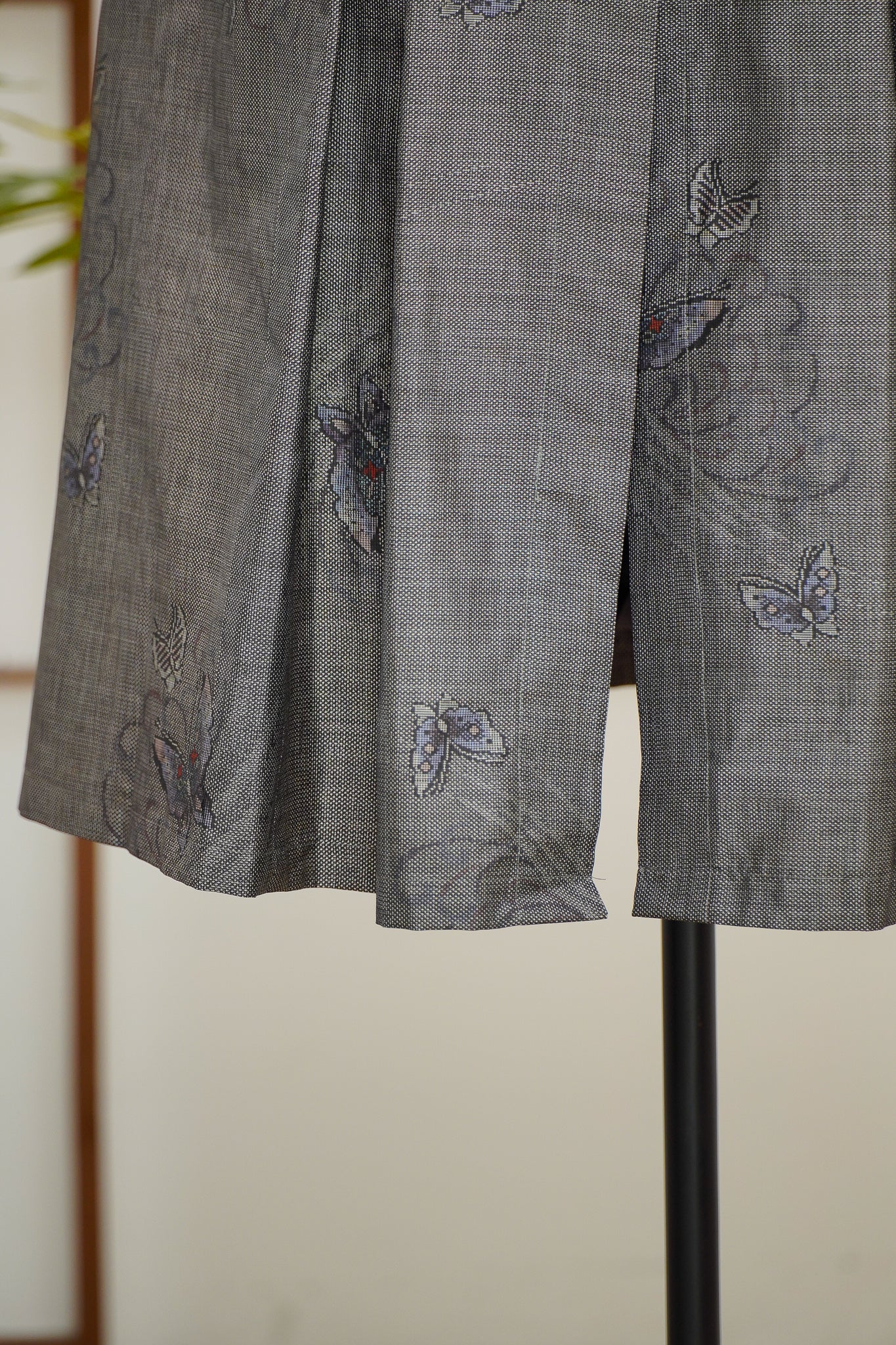 On-hand item: Gray Oshima Buttoned Puff Dress