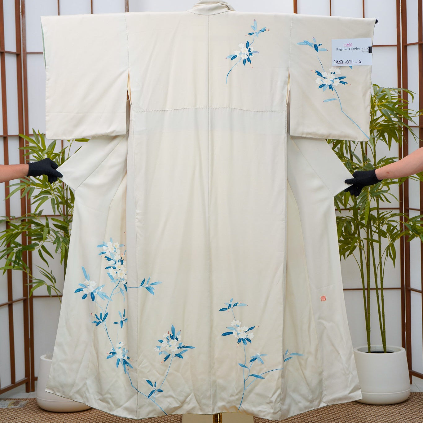 Thank You Fabric Premium Bonus: Azure Grace (0711_16)