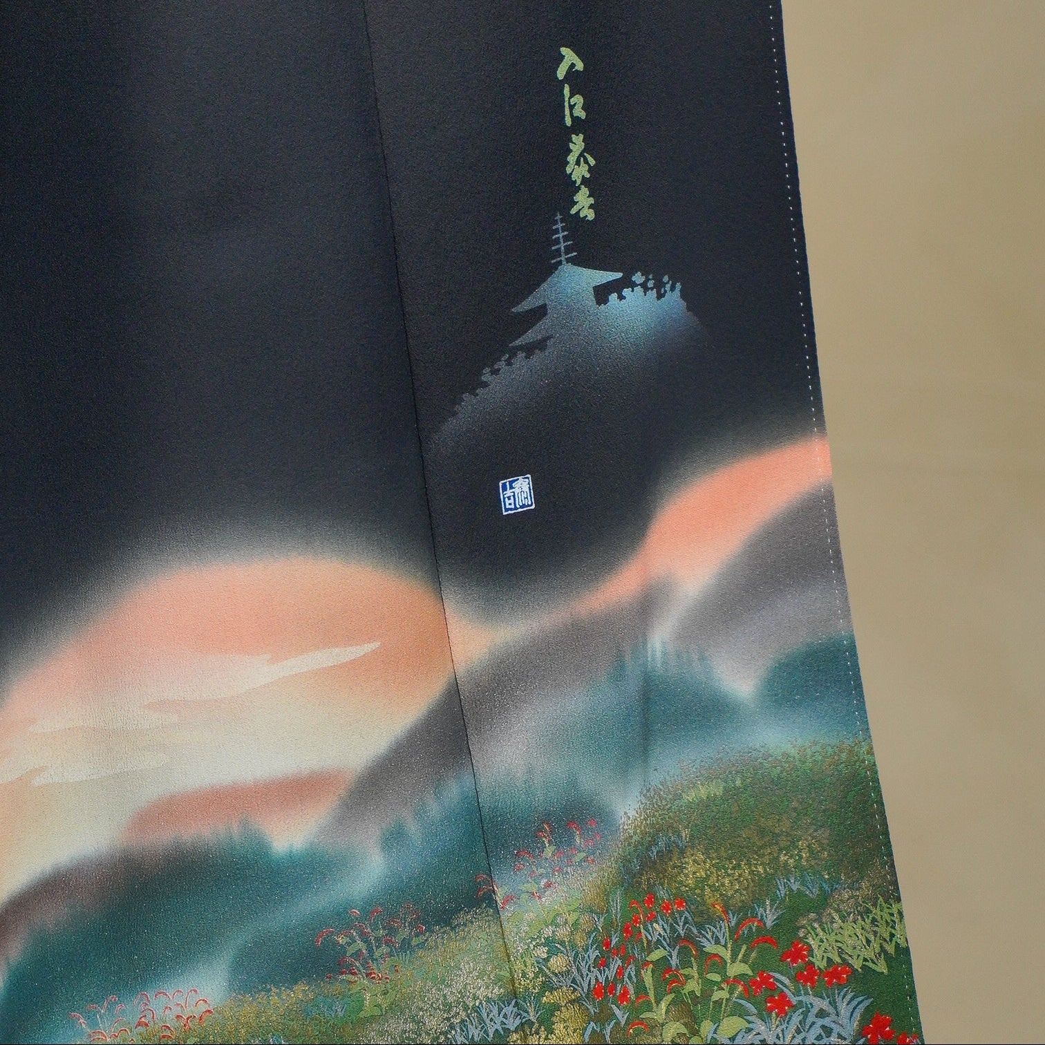 Bai Fabric: 0714_63 | Pagoda Silhouette