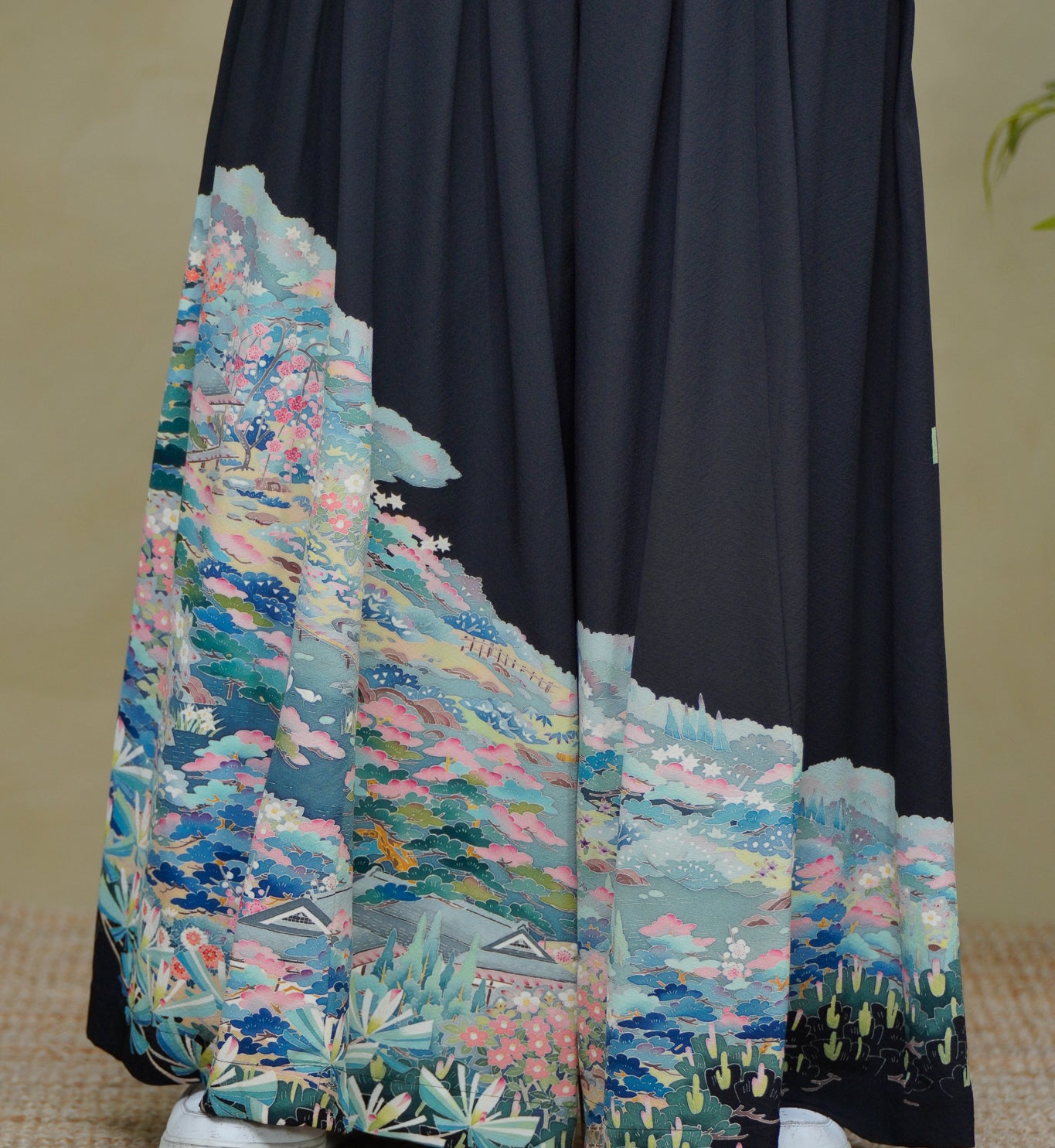 Coming Soon - On-hand: Black Hakama Pants | Harry size | Certified Kaga Yuzen | LA