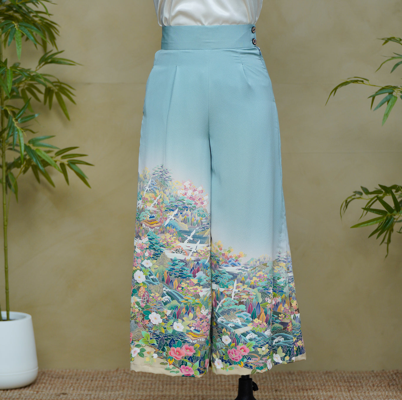 On-hand: Colored Palazzo Pants |  PP8046A LA GREEN (A very beautiful Yuzen).