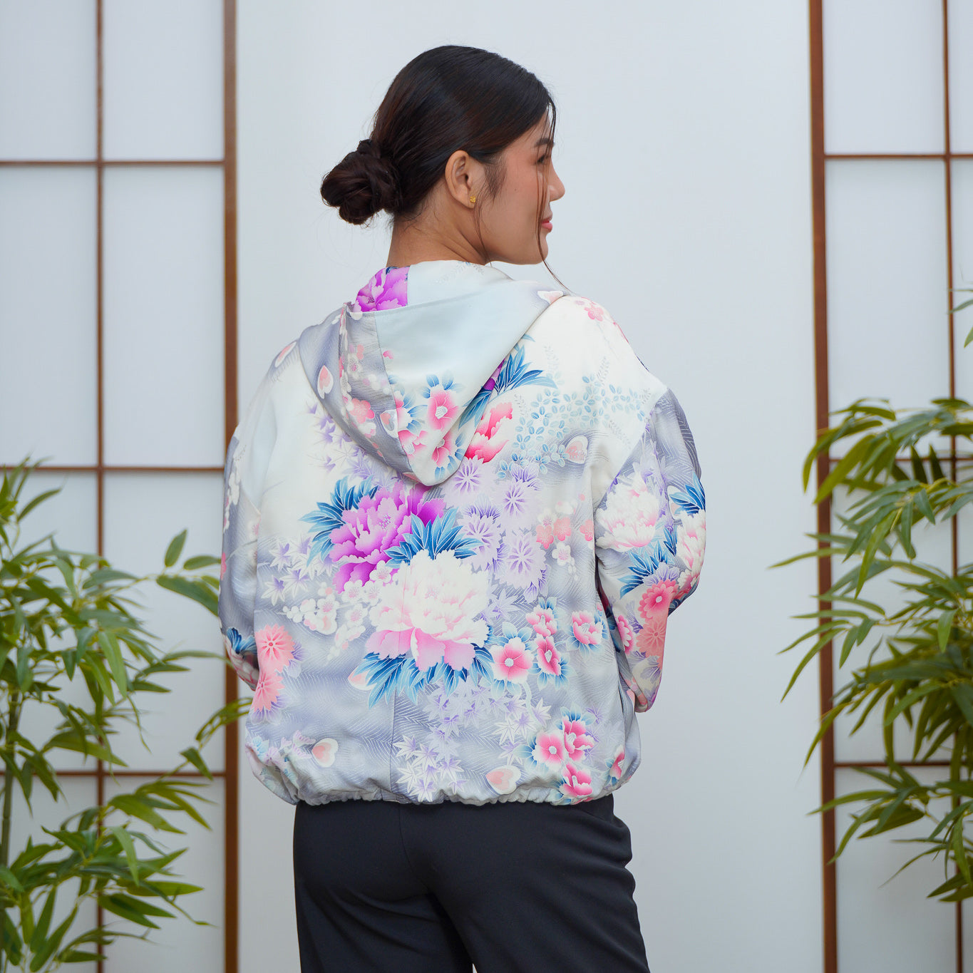 Premium On-hand: Furisode Kodomo Hoodie(small) | HK8082Y