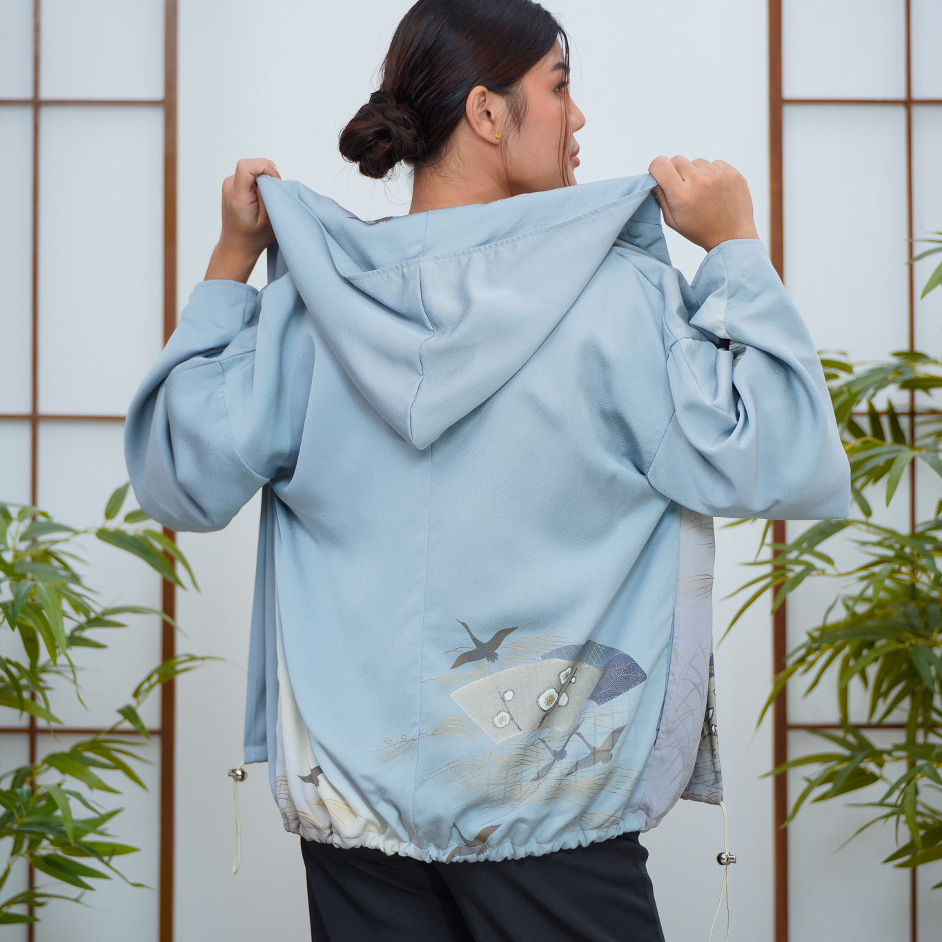 Premium On-hand: Blue crane Hoodie | H8103Y