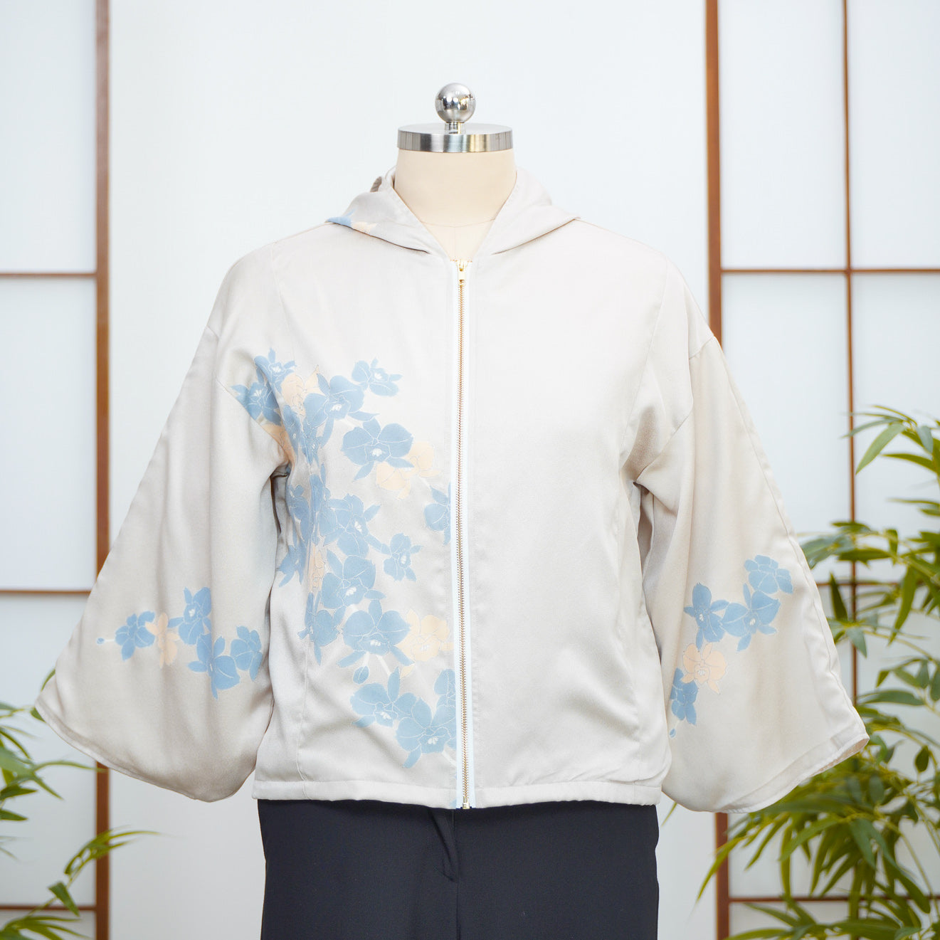 Premium On-hand: Cream Hoodie With Zipper | HWZ8105Y