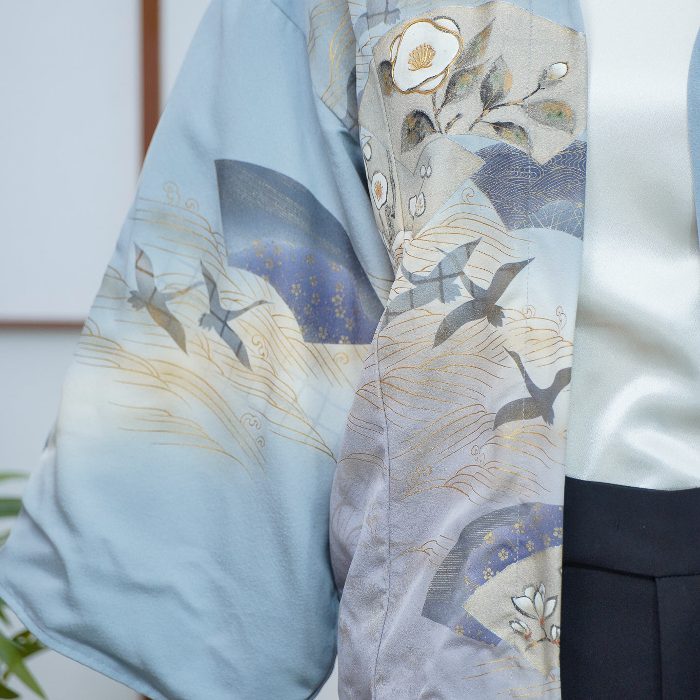 Premium On-hand: Blue crane Hoodie | H8103Y