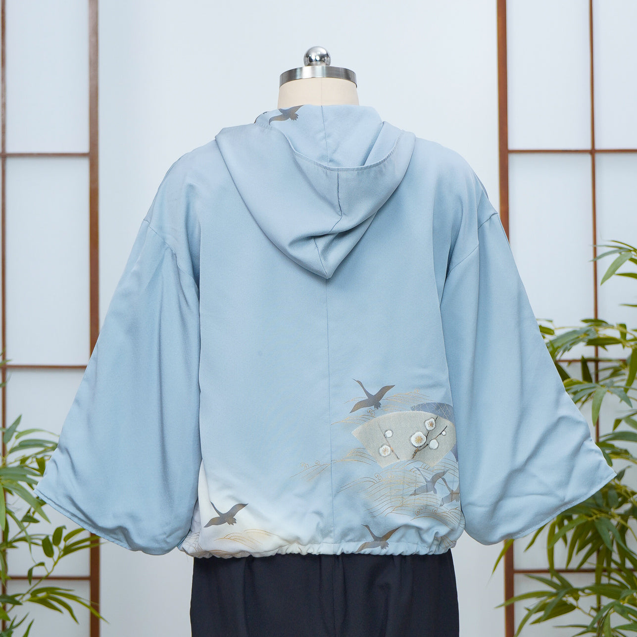 Premium On-hand: Blue crane Hoodie | H8103Y