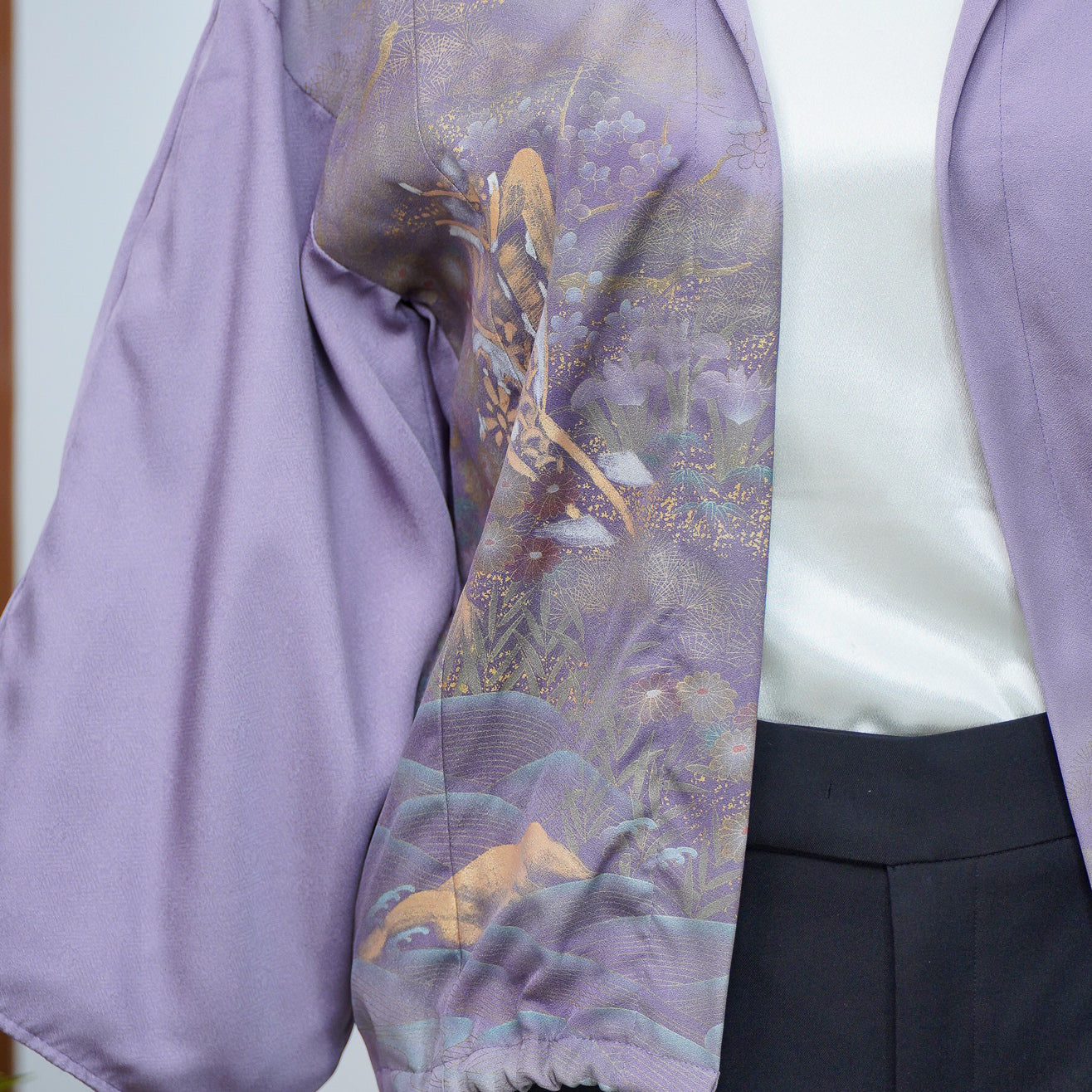 Premium On-hand: Lavender embossed Hoodie | H8099Y