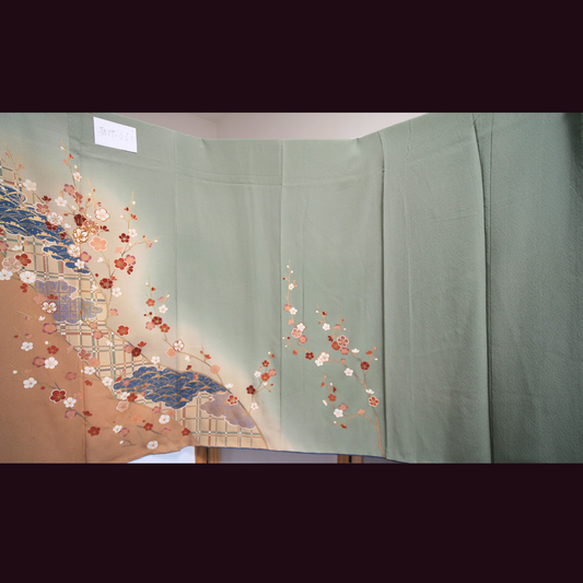 Sakura Collection: M17-06 Pistachio Petals