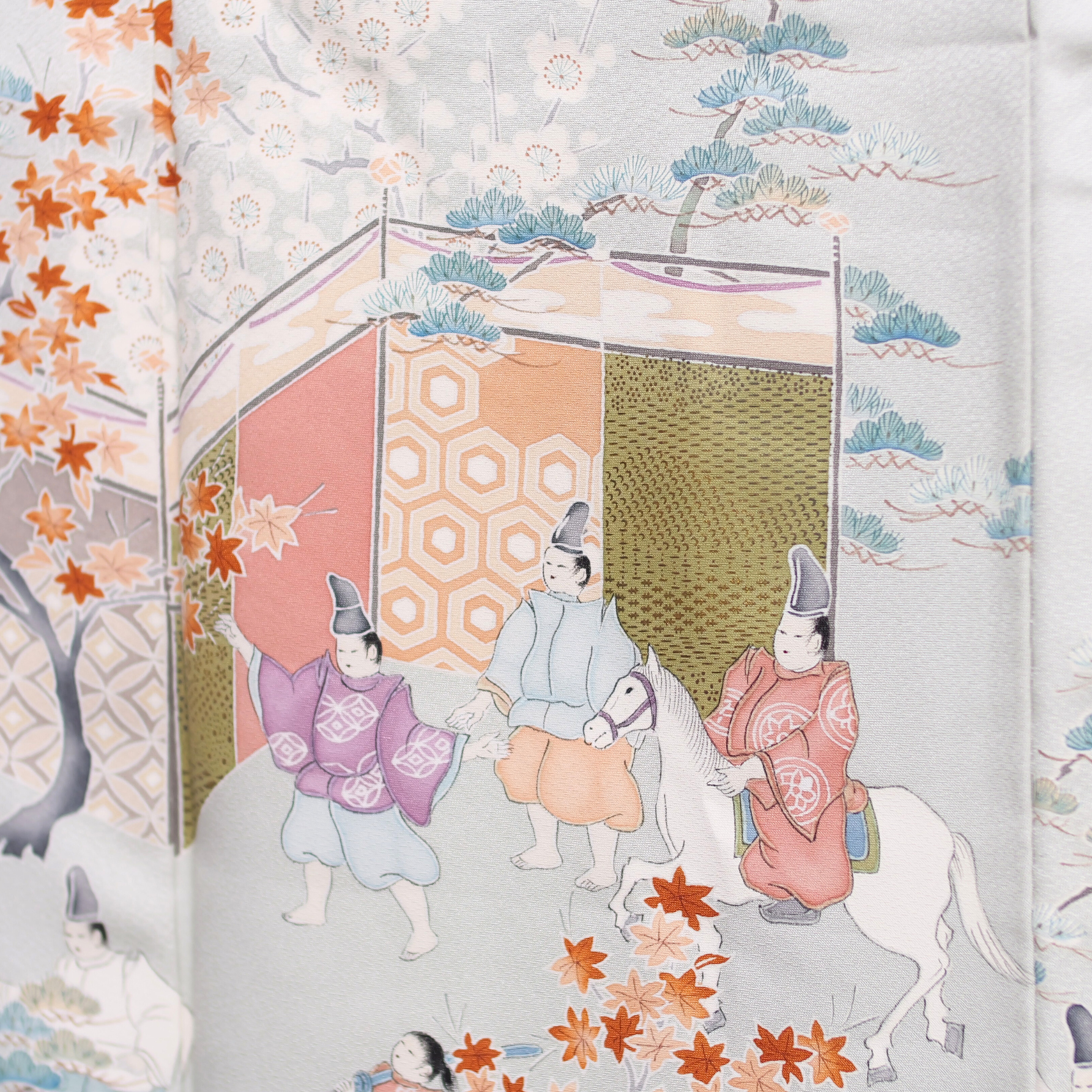 Sakura Collection: M17-08 Graceful Blooms Among People