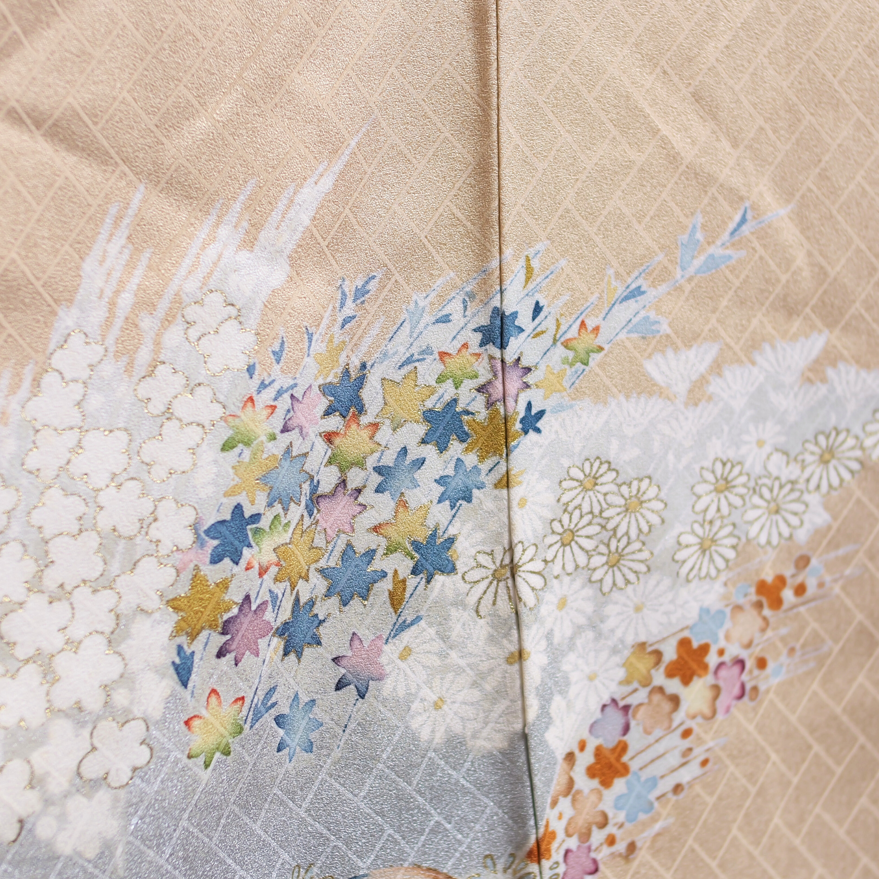 Sakura Collection: M17-11 Beige Bloom Field