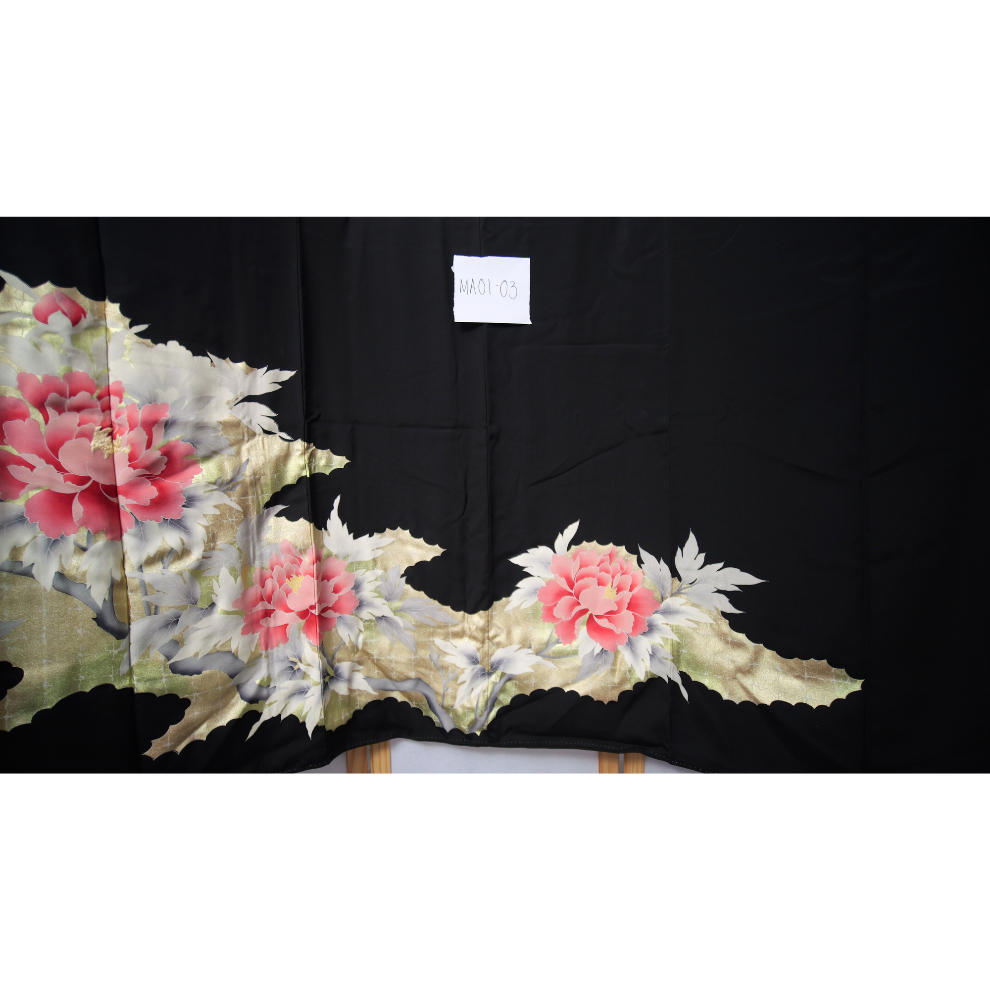 NALB (No Art Left Behind) Fabric: Black Big Flowers MA01-03