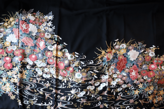 May 11 Live: A Sea of Petals (thick fabric!) | Premium MA528