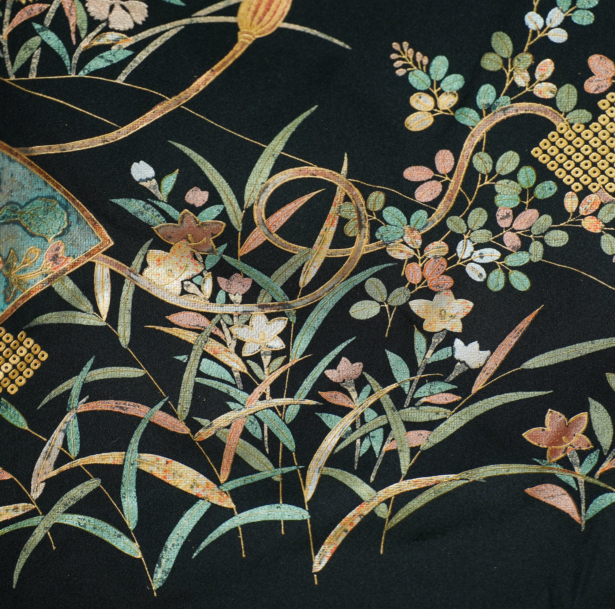 Premium Fabric SHO: 0313-13 Black gold fans