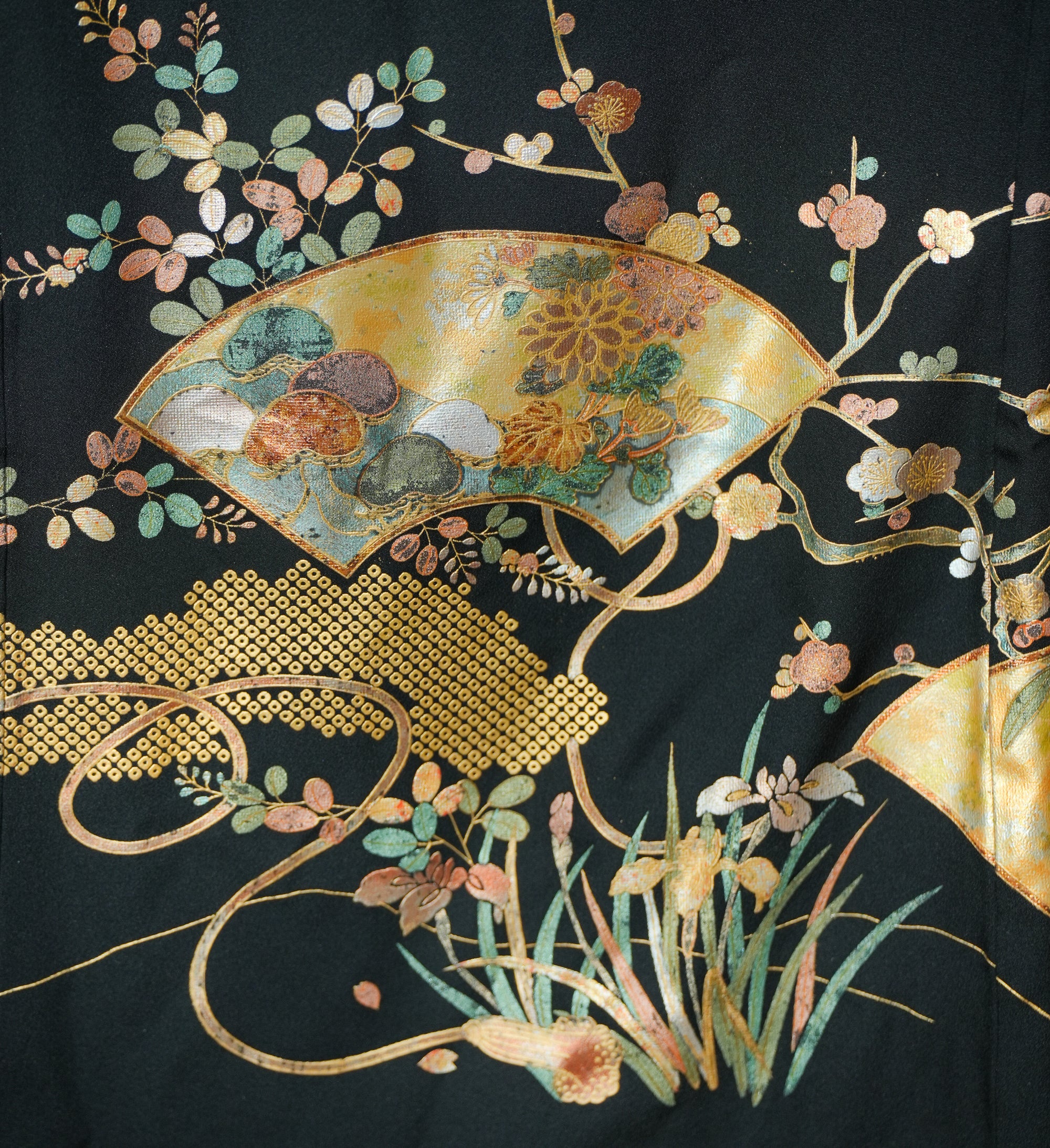 Premium Fabric SHO: 0313-13 Black gold fans
